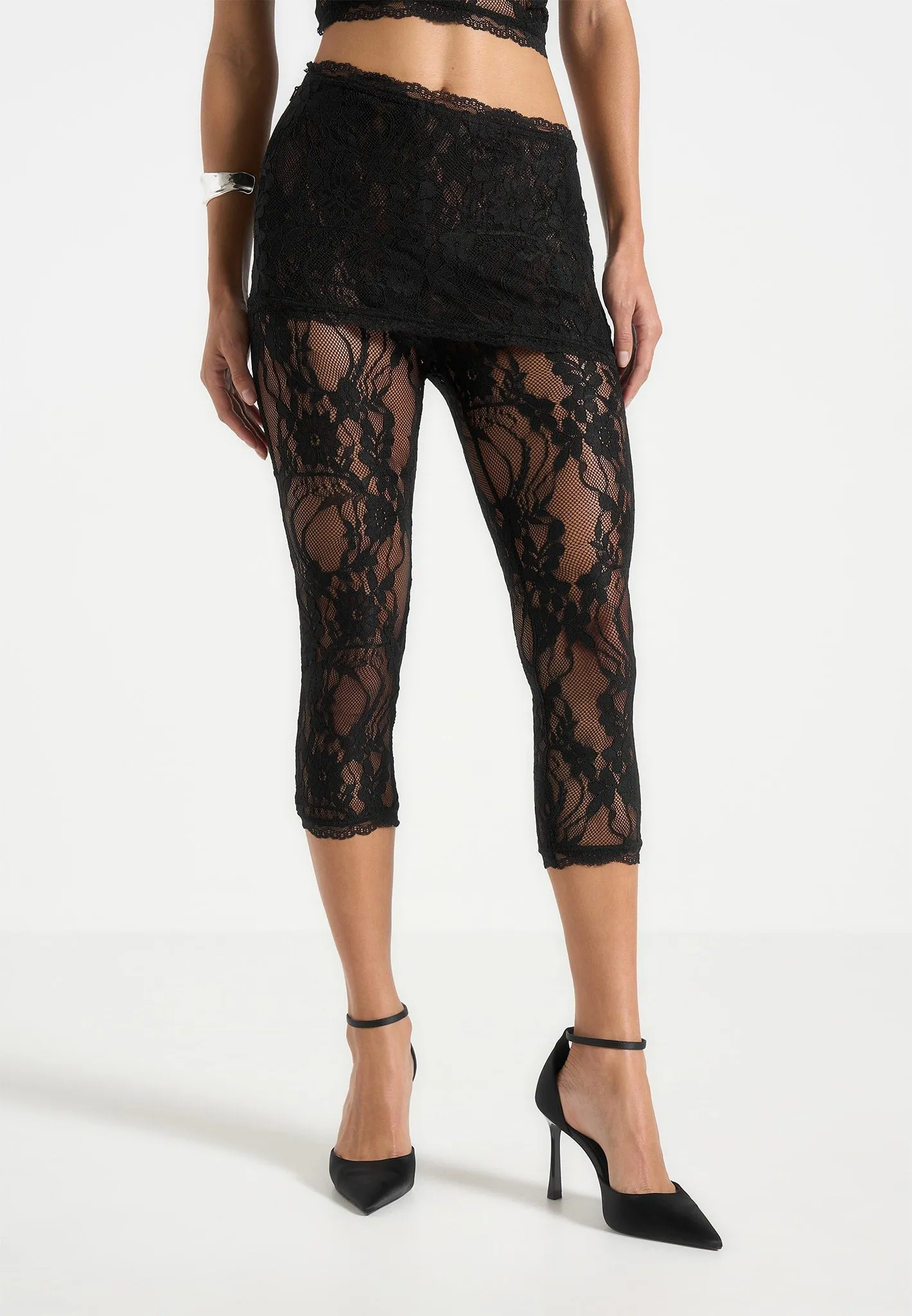 Cozy Core Aim??e - Lace Asymmetric Capri Leggings - Black