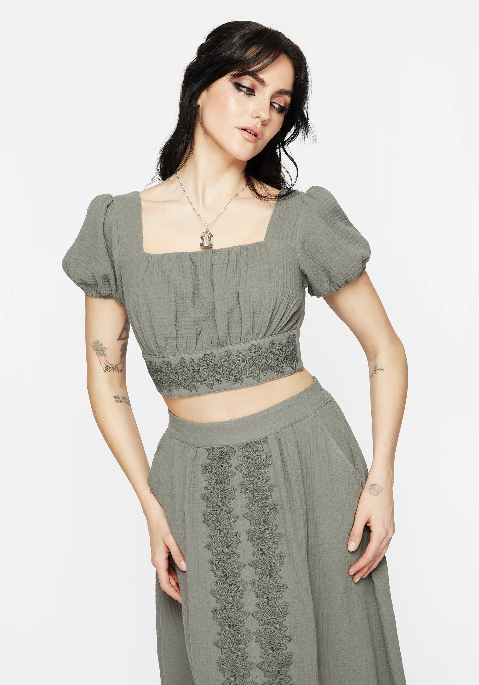 OrganicCotton Alder Cotton Ivy Detail Crop Top