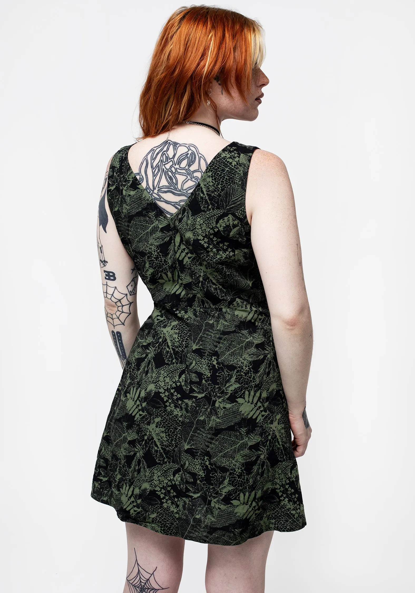 Work Vibe Exclusive-Design Daphne V-Neck Mini Dress