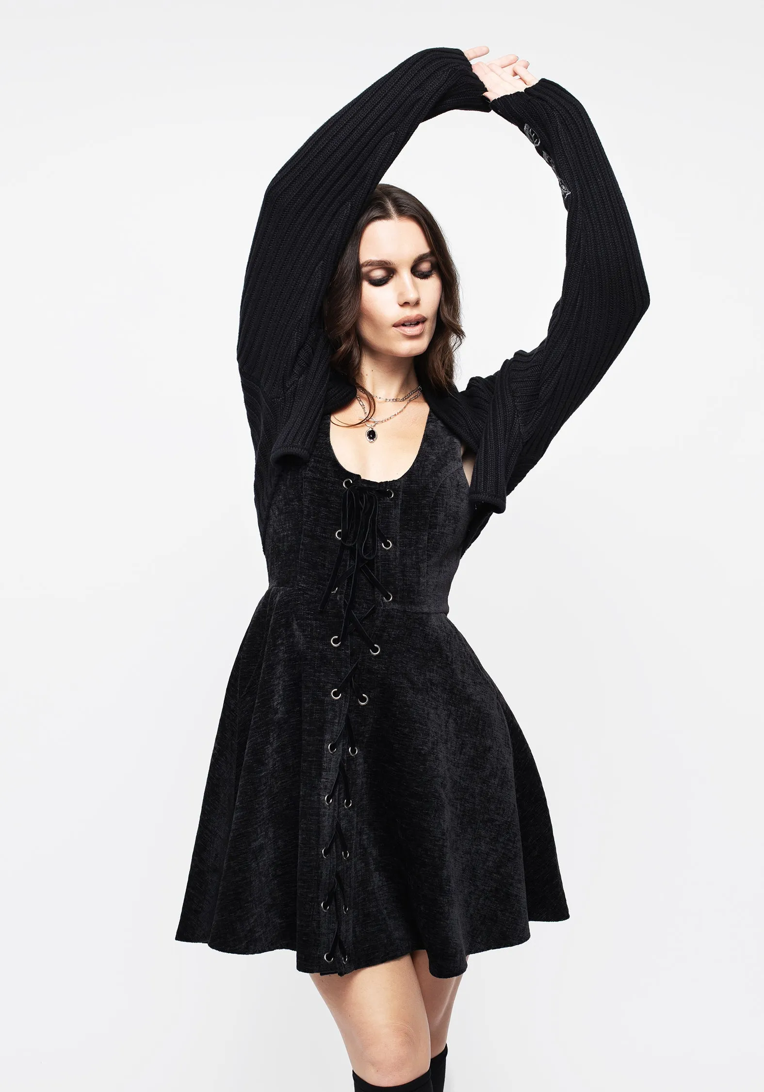 Relaxed Cut windy days Amalthea Embroidered Bolero