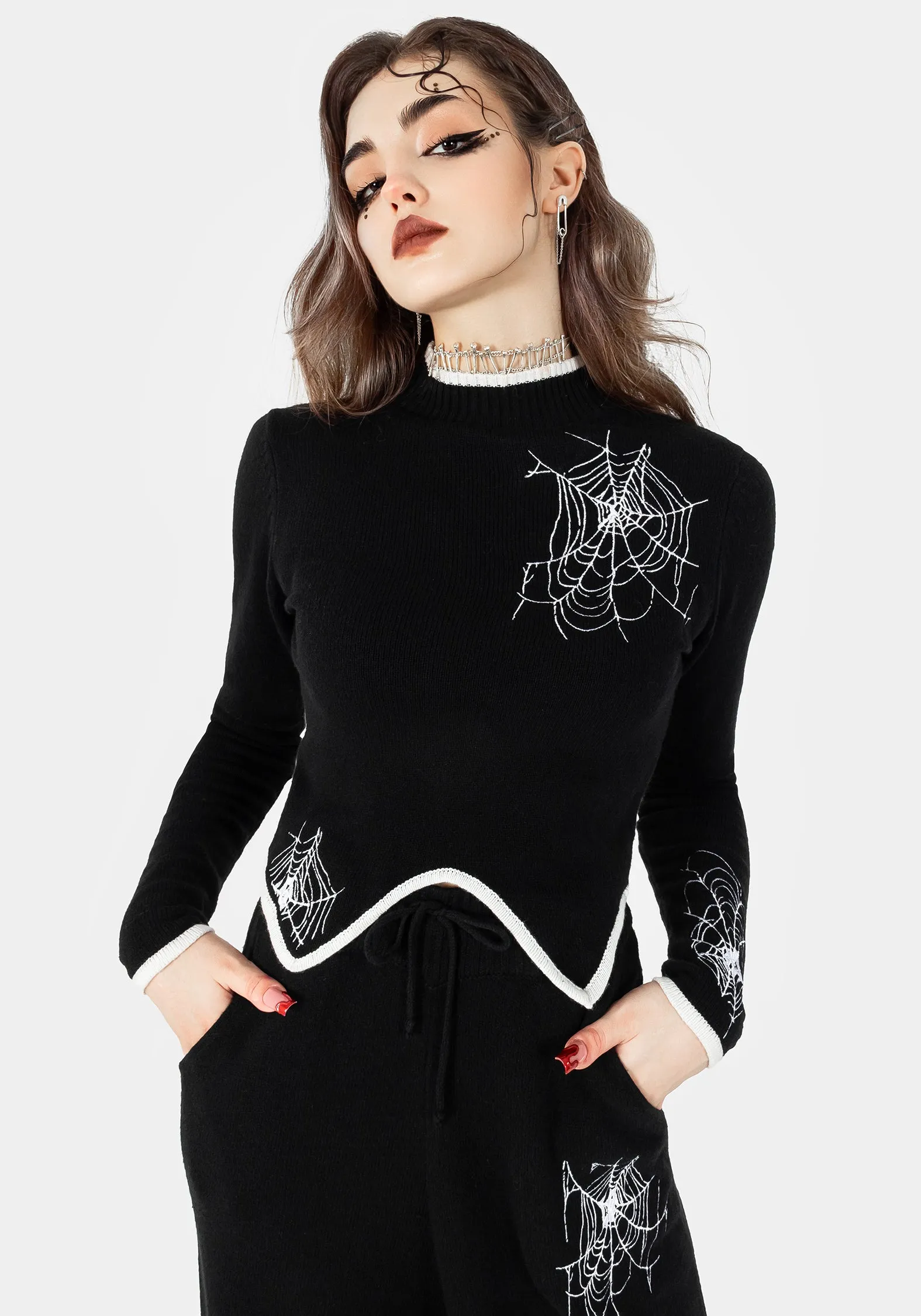 Loose Blouse Araneae Embroidered Long Sleeve Knit Jumper