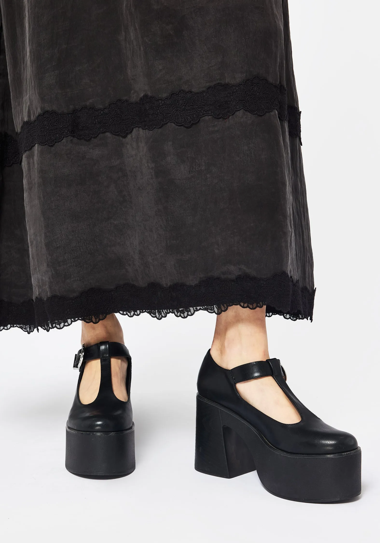 Travel Wear Maeve Lyocell Blend Lace Detail Maxi Dress