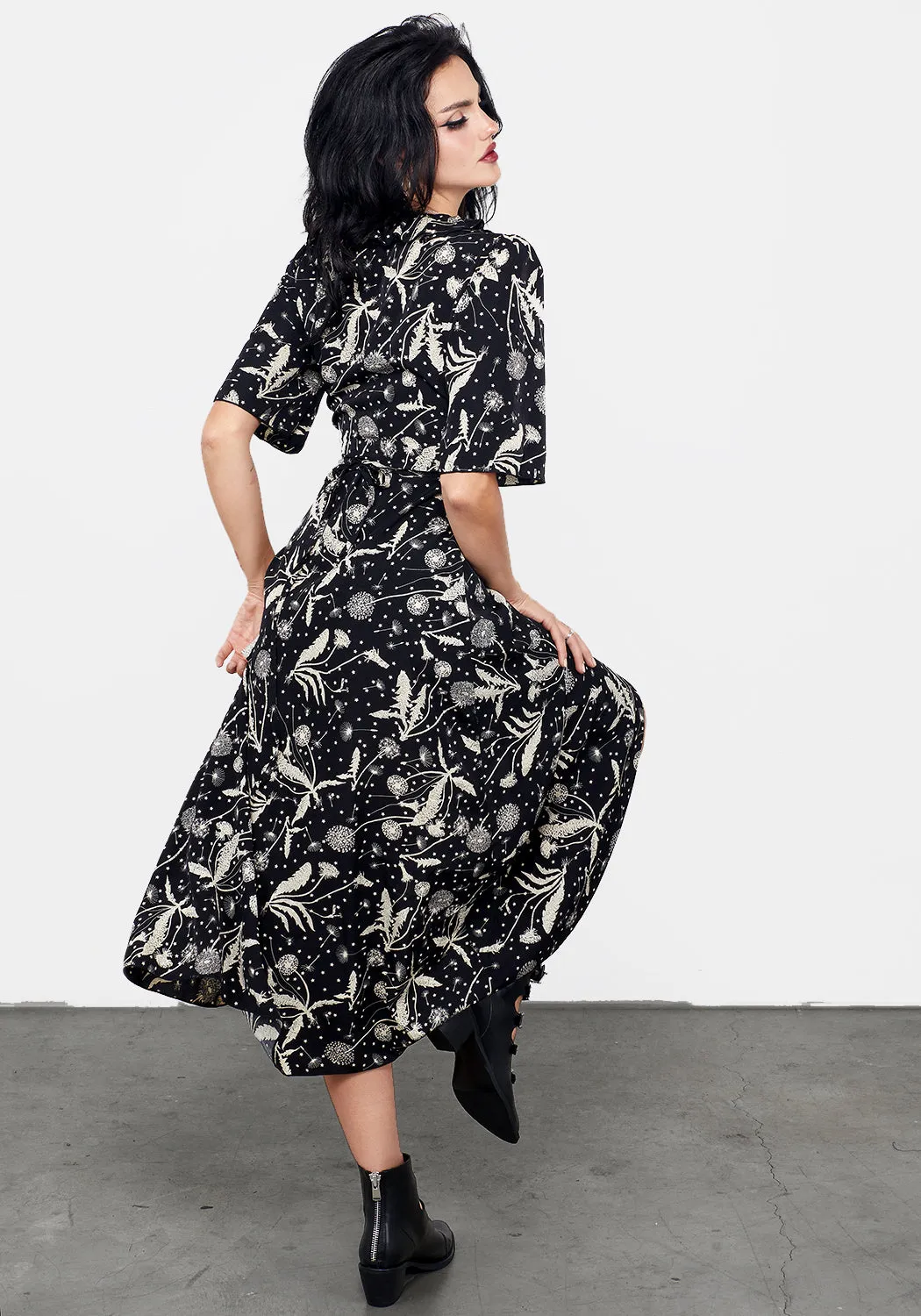 Lana Wrap Midaxi Dress Flower Grace Slim Form