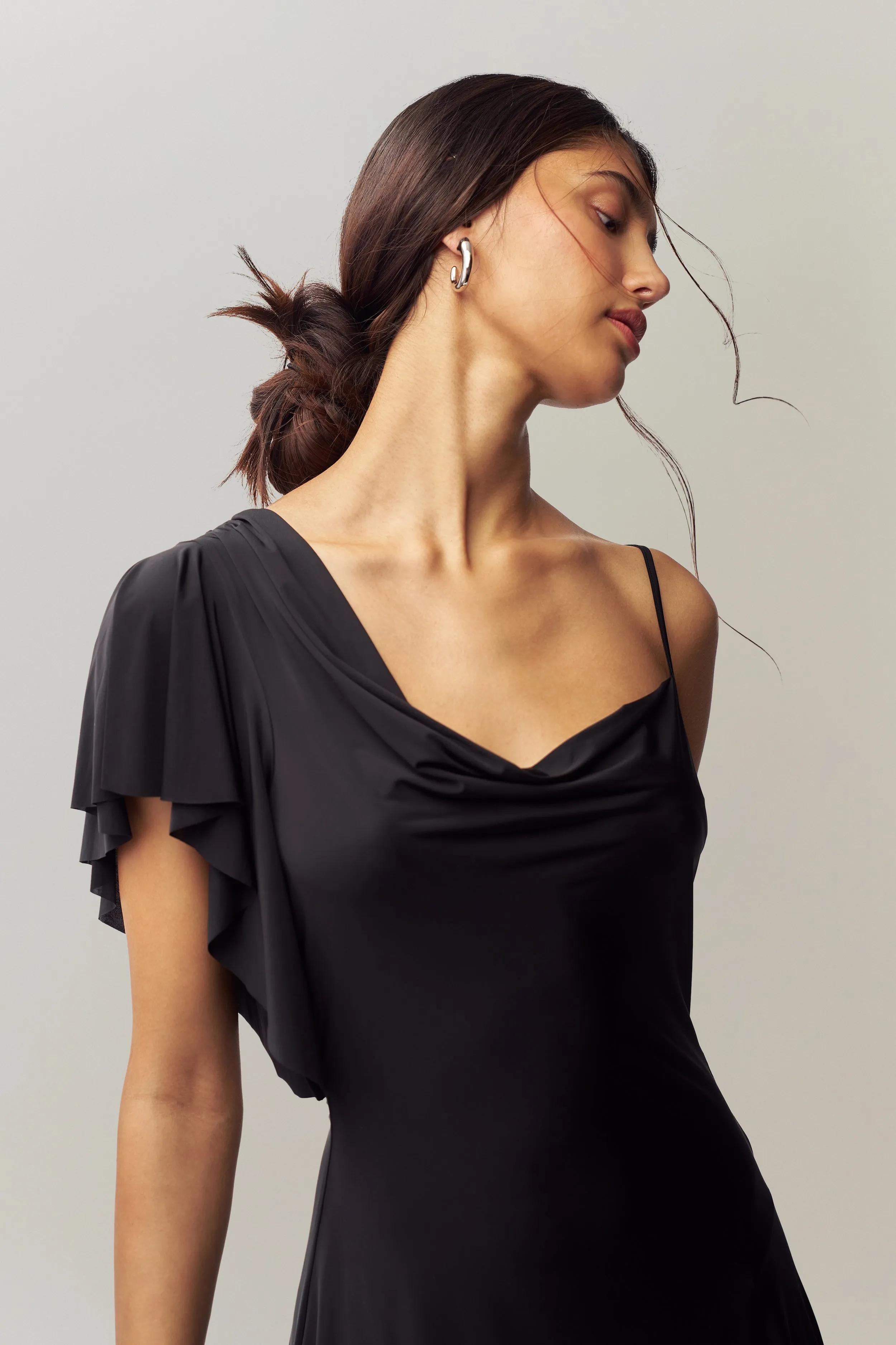 Sleek And Stylish Smart Glide Palma Midi Dress