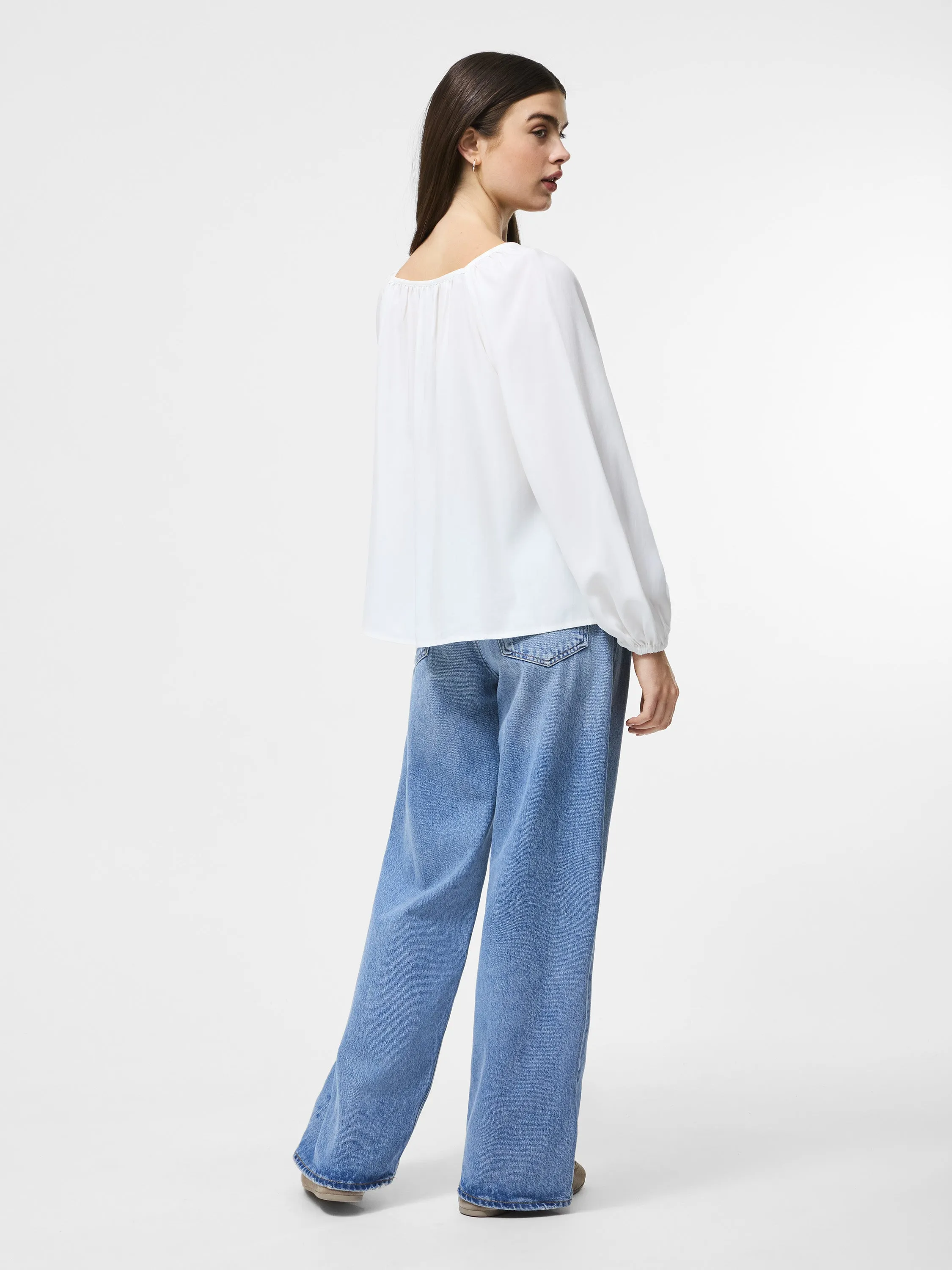 Seamless Construction Design HypoallergenicMaterial Balloon Sleeve Shirt