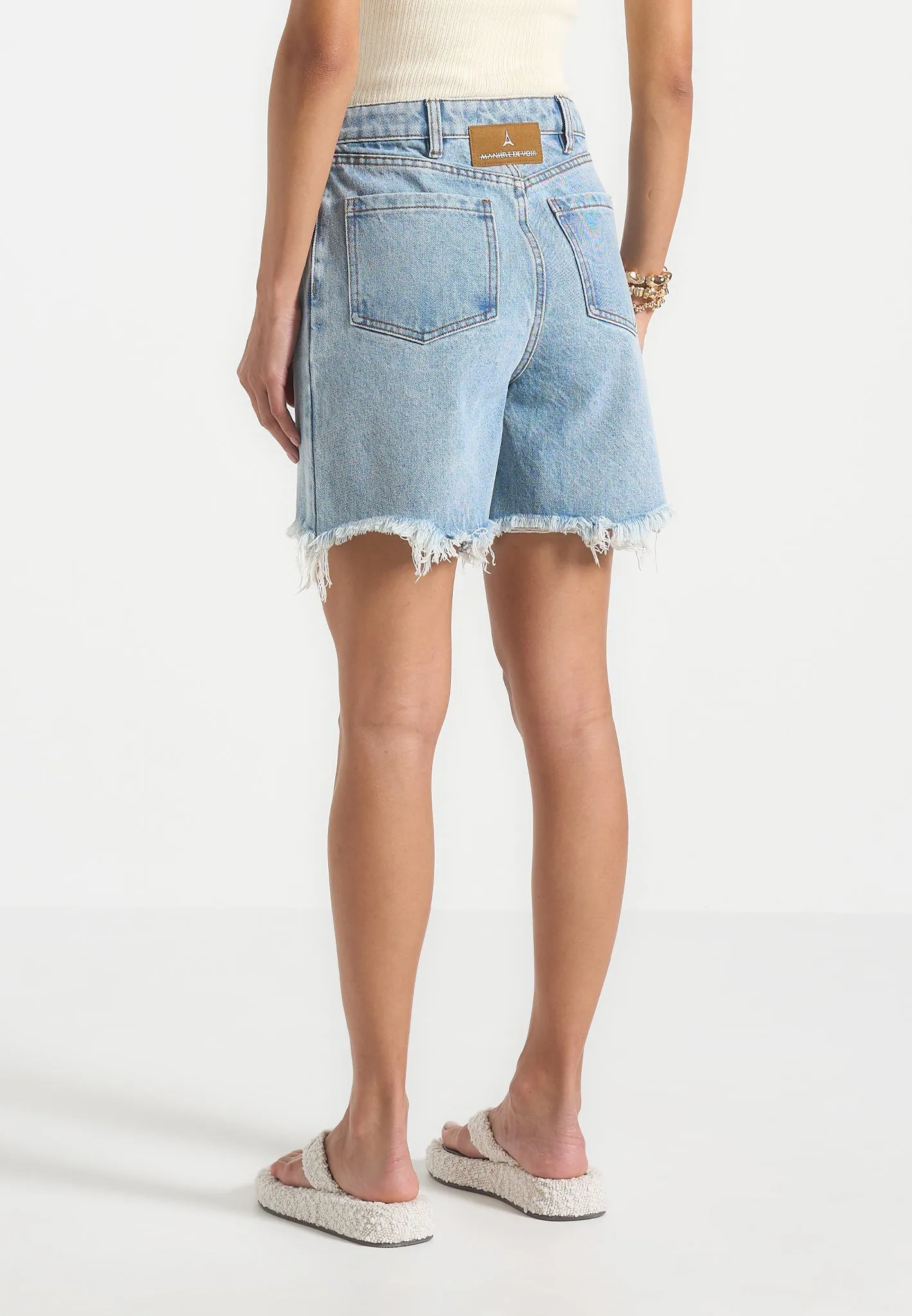 Faded Wash B??au - Distressed Denim Short - Mid Blue