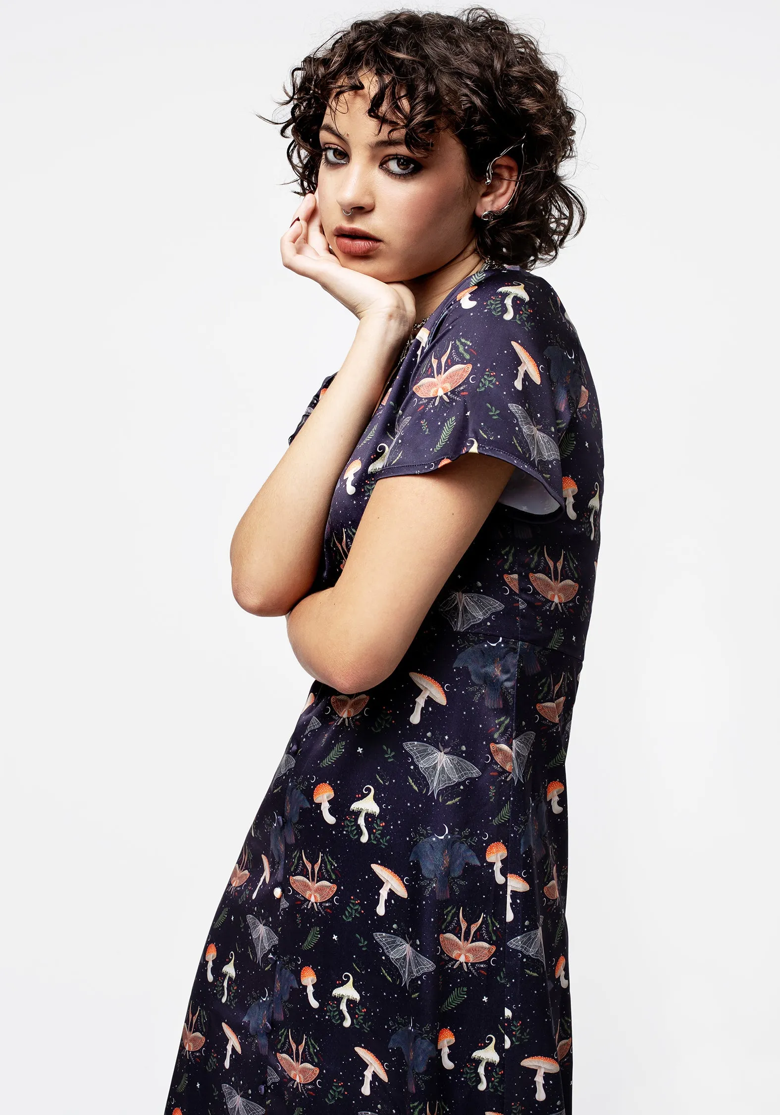 Photo Bright Breathable Design Medeina Print Button Front Satin Midi Dress