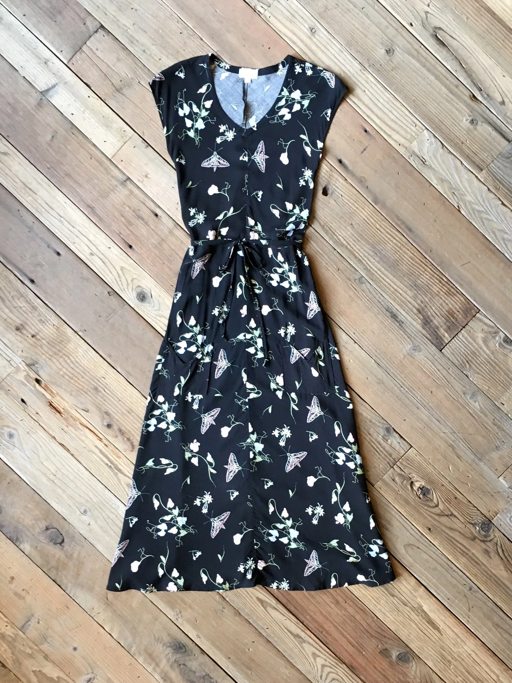 Belted Bias Dress in Sweet Pea Challis Metallic-Shine