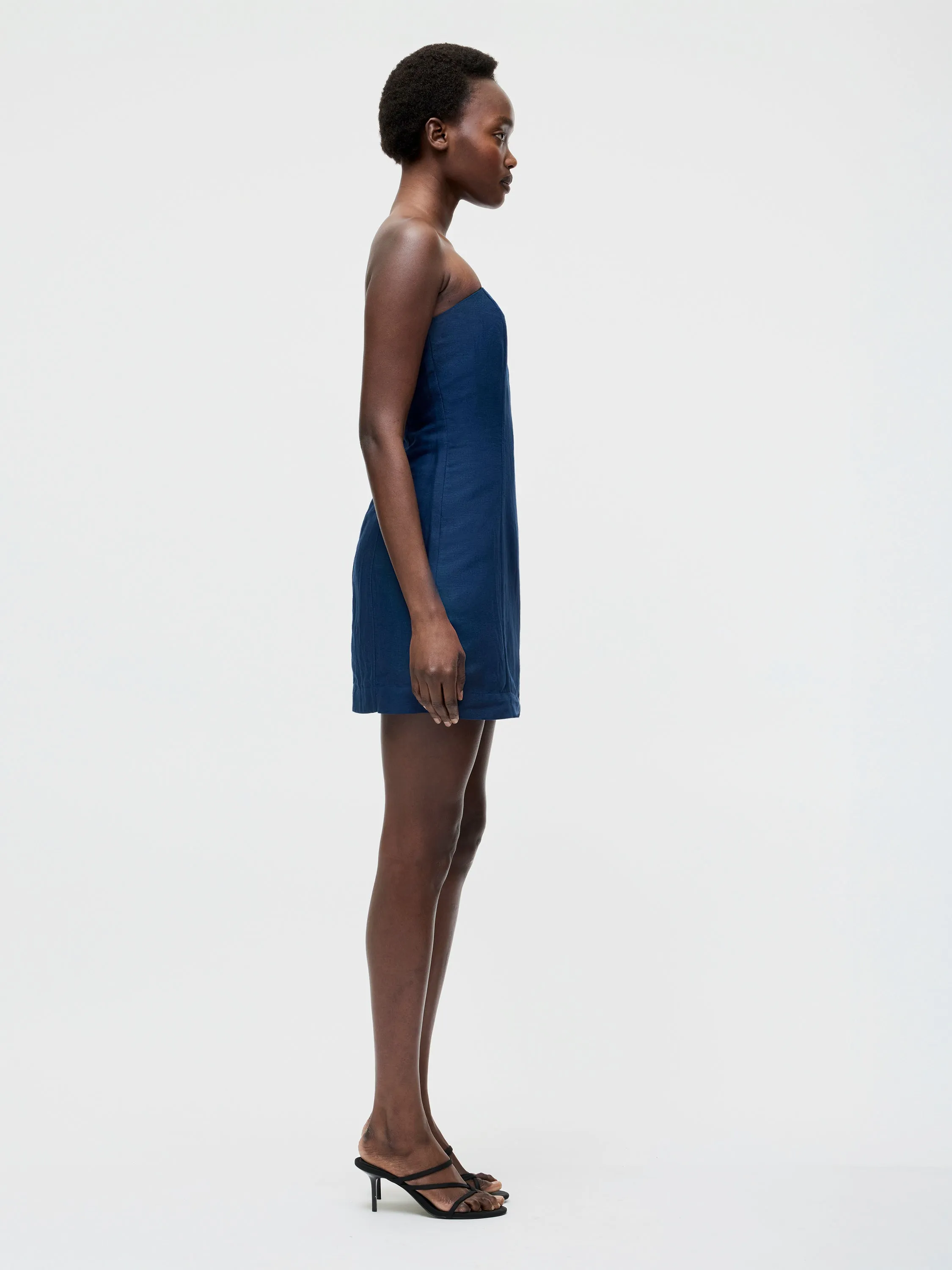 Airy Base Birdie Linen Strapless Mini Dress