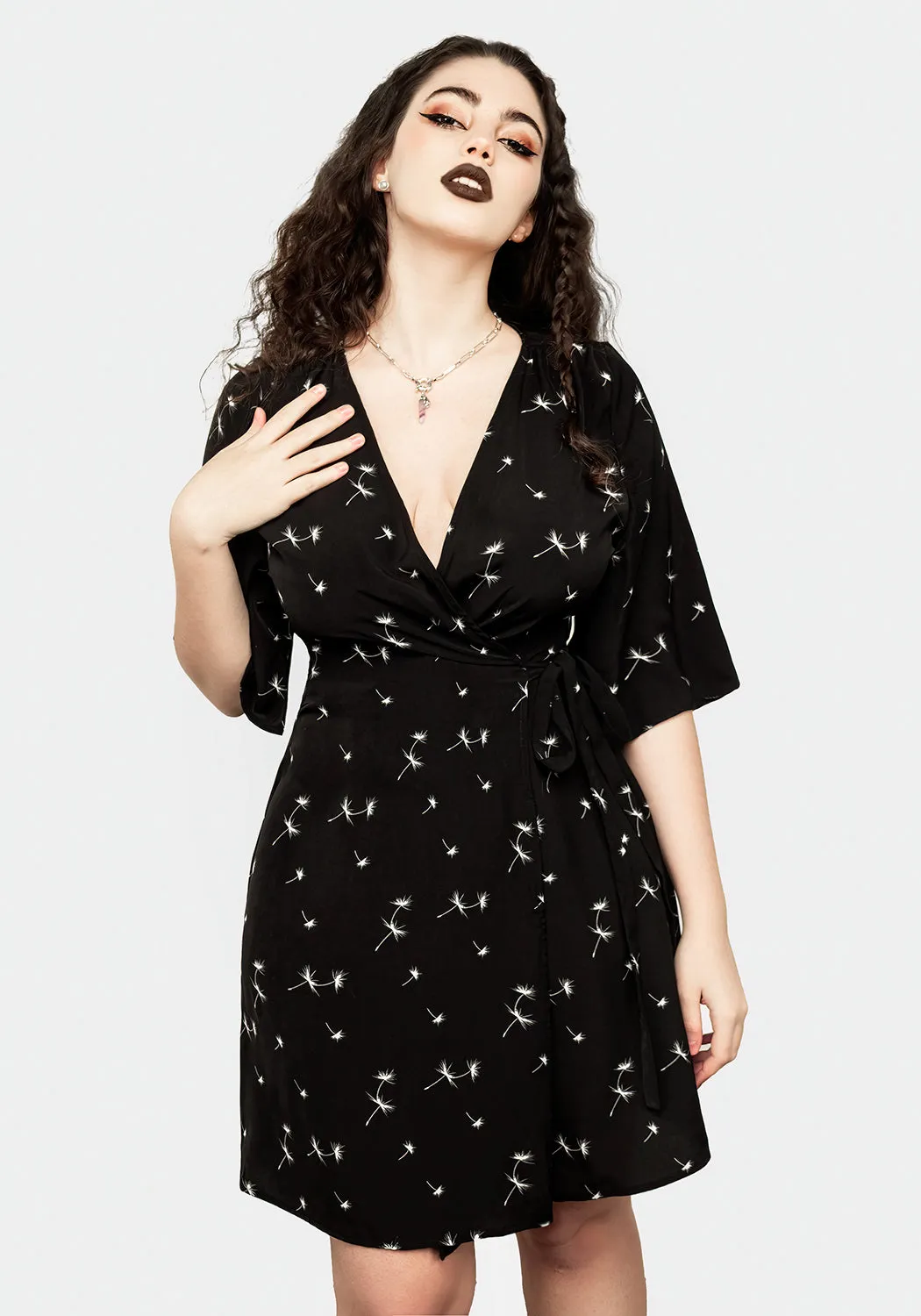 Lace-Edge Sleek Outline Blithe Kimono Wrap Mini Dress