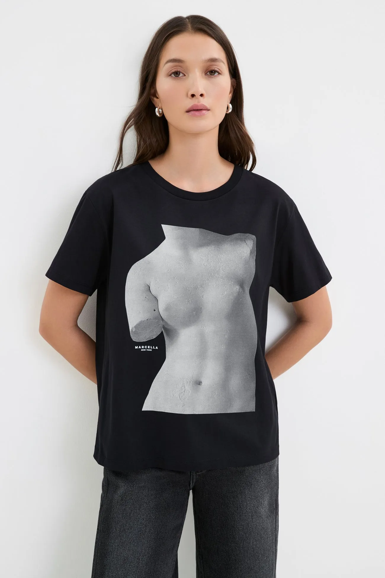 Venus Graphic Tee Cool Layering