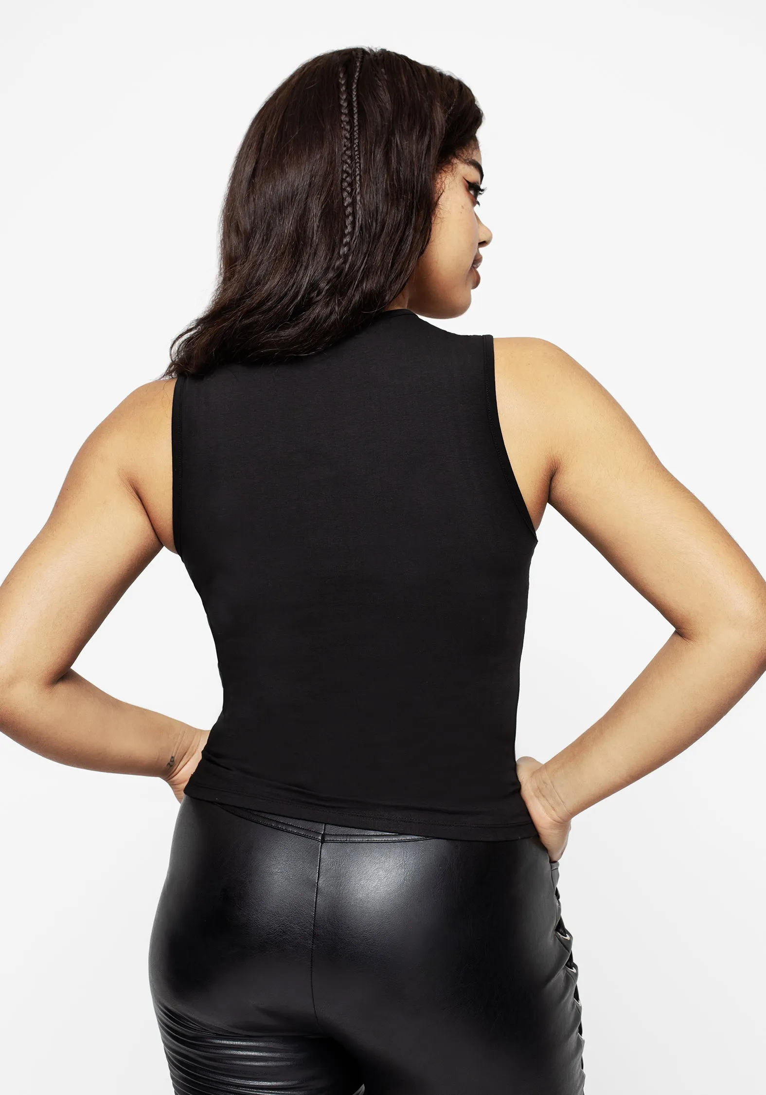 Antimicrobial Treatment Salem Sleeveless Tee