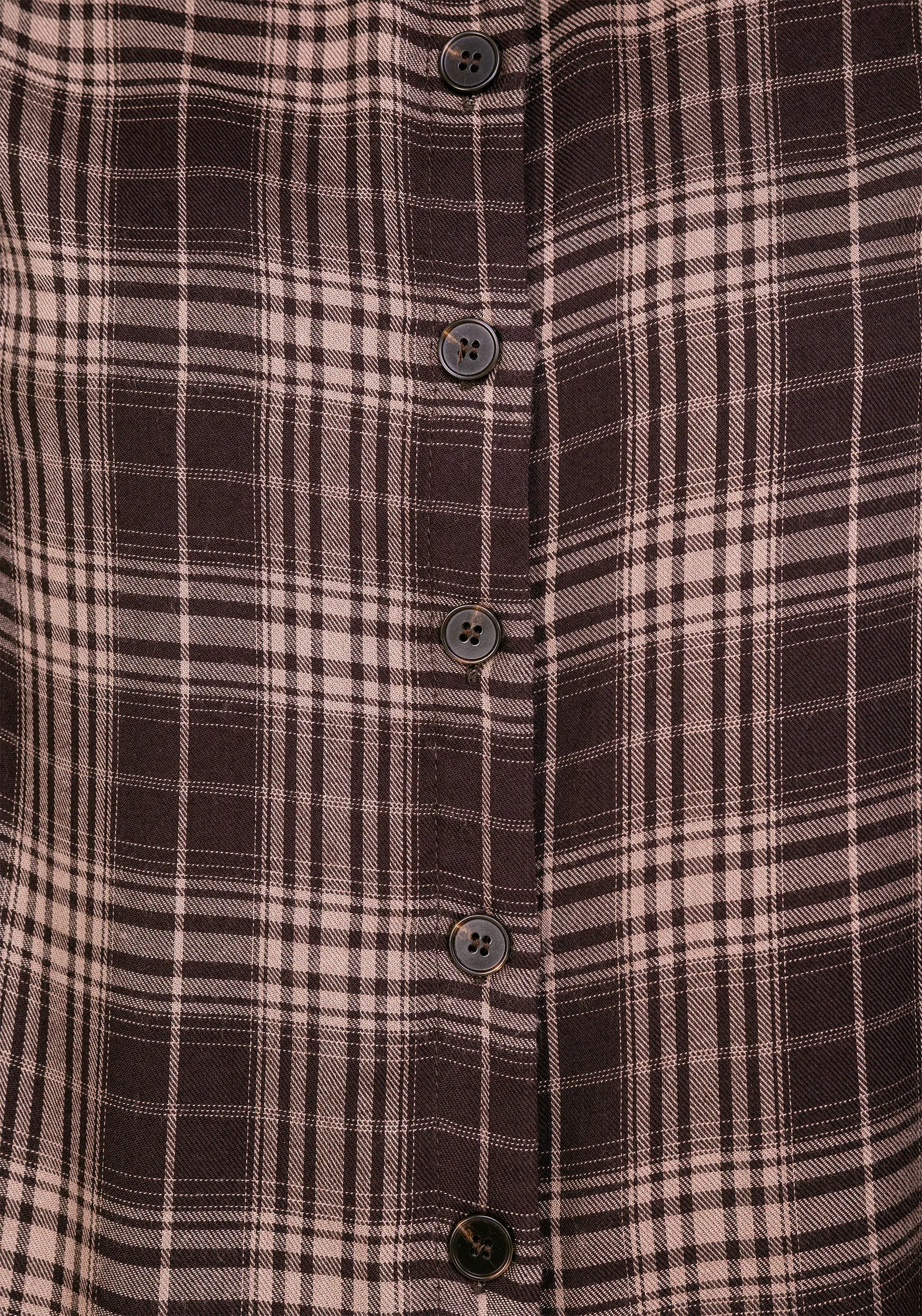 Buttonless Closure Adra Check Button Up Shirt