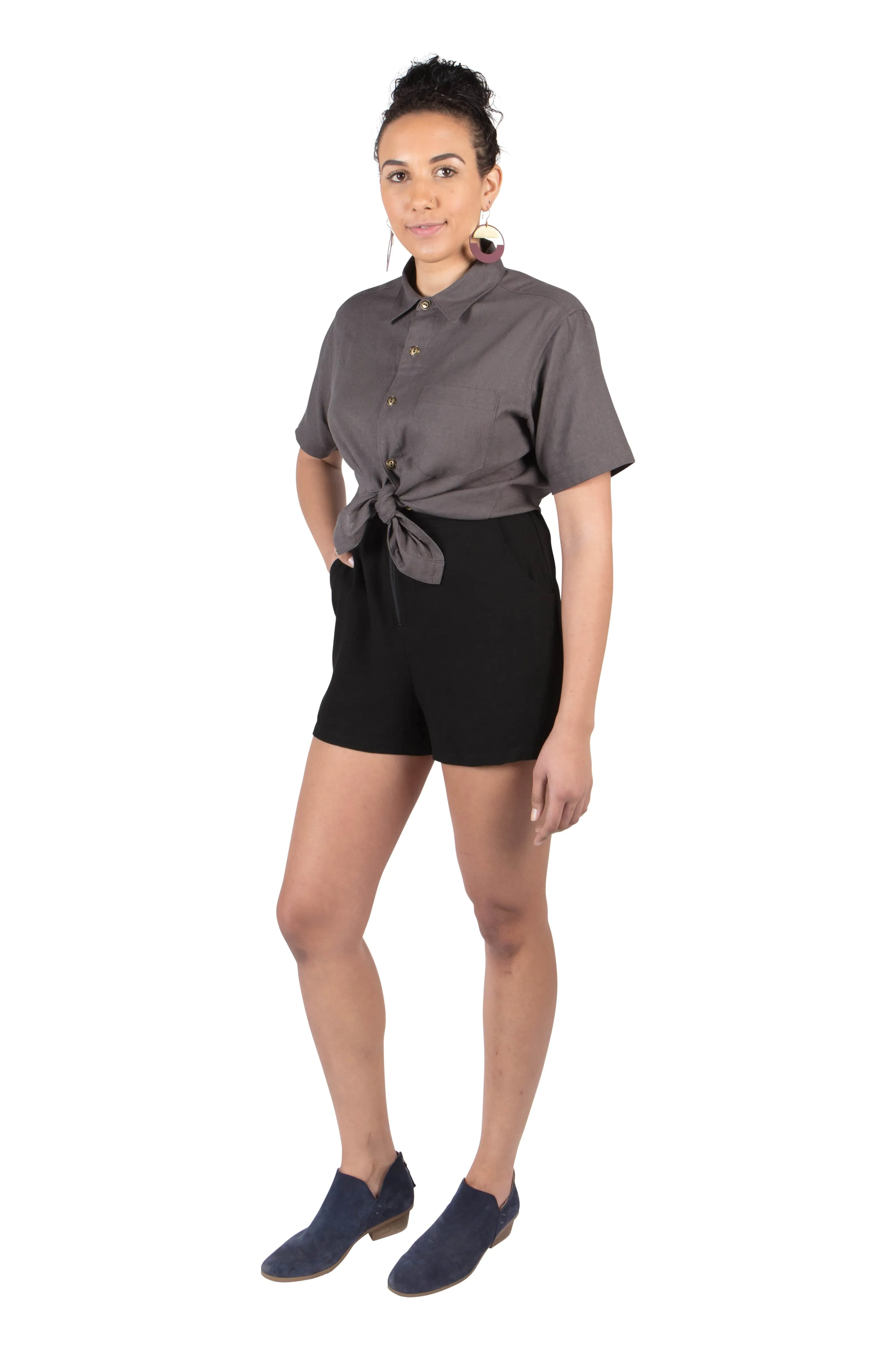 Hygienic Inner Layer DoubleLayeredHem Breezy Shorts in Black Linen
