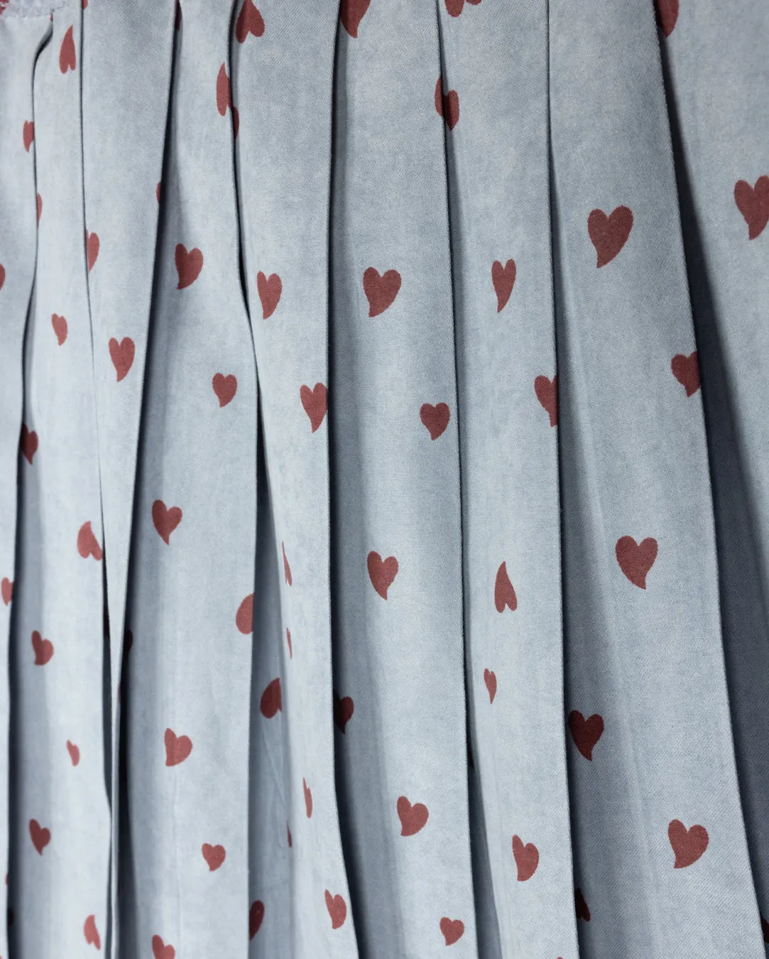 Sleek Vibe Relaxed Vibe Britta Cupro Heart Printed Skirt