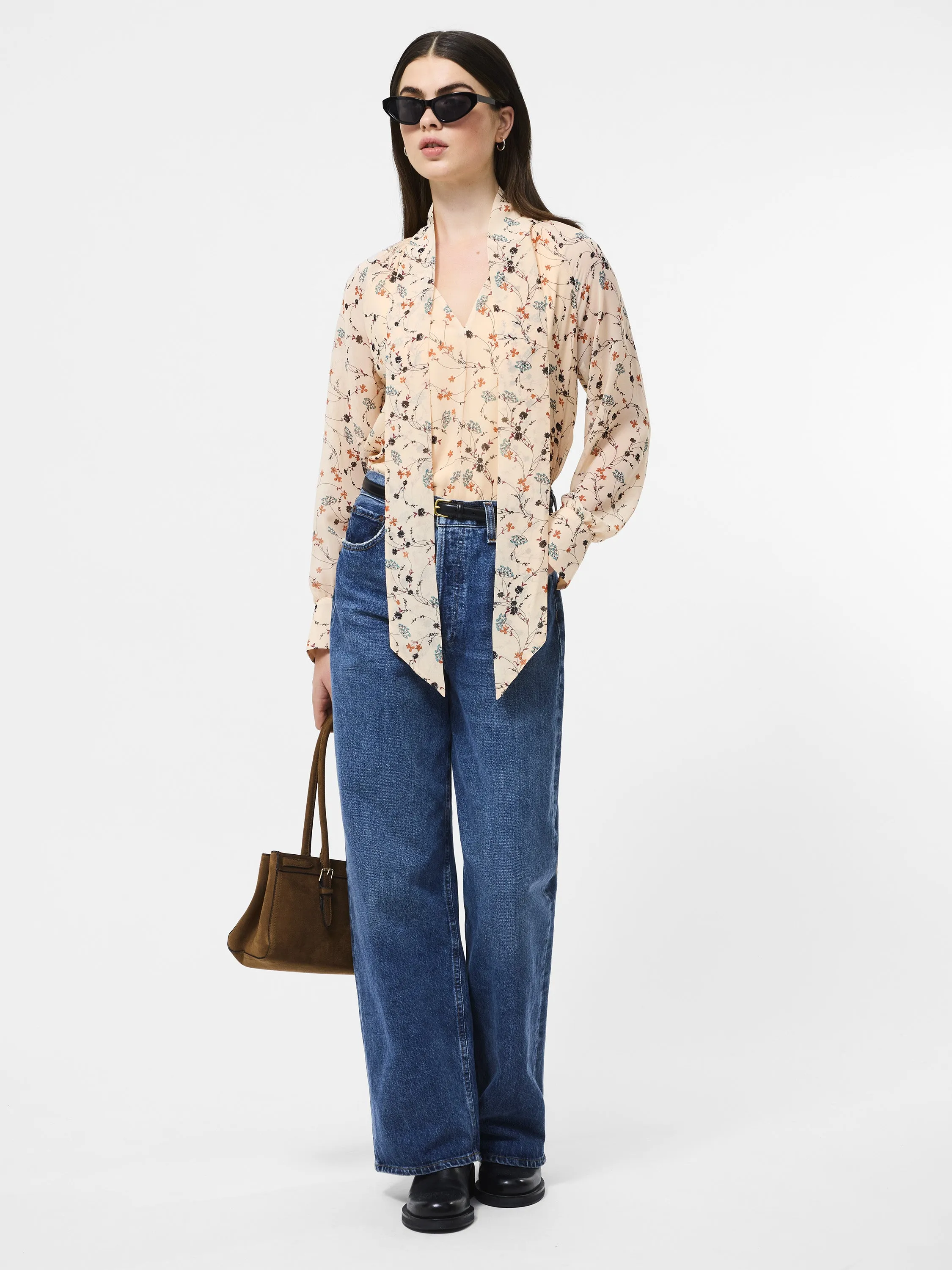 Hypoallergenic Lining Leithia Wispy Chiffon Neck Tie Top