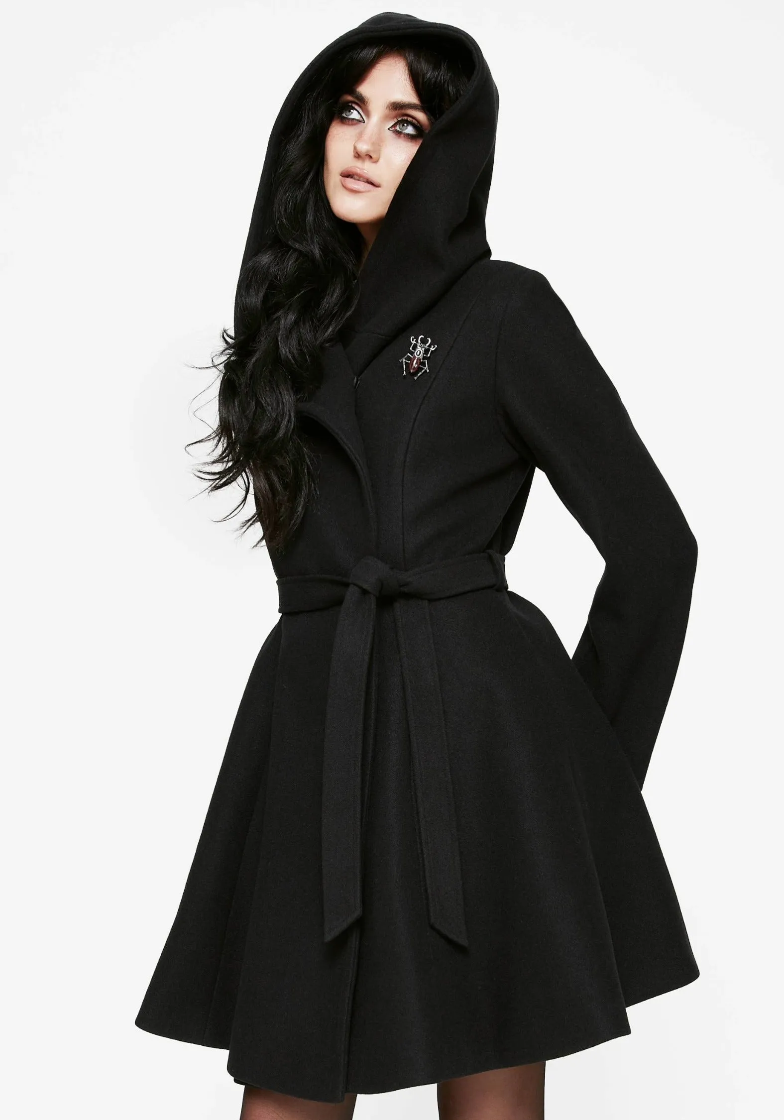 Layered Comfort Look Slim Silhouette Camilla Tie Waist Hooded Coat With Bug Brooch
