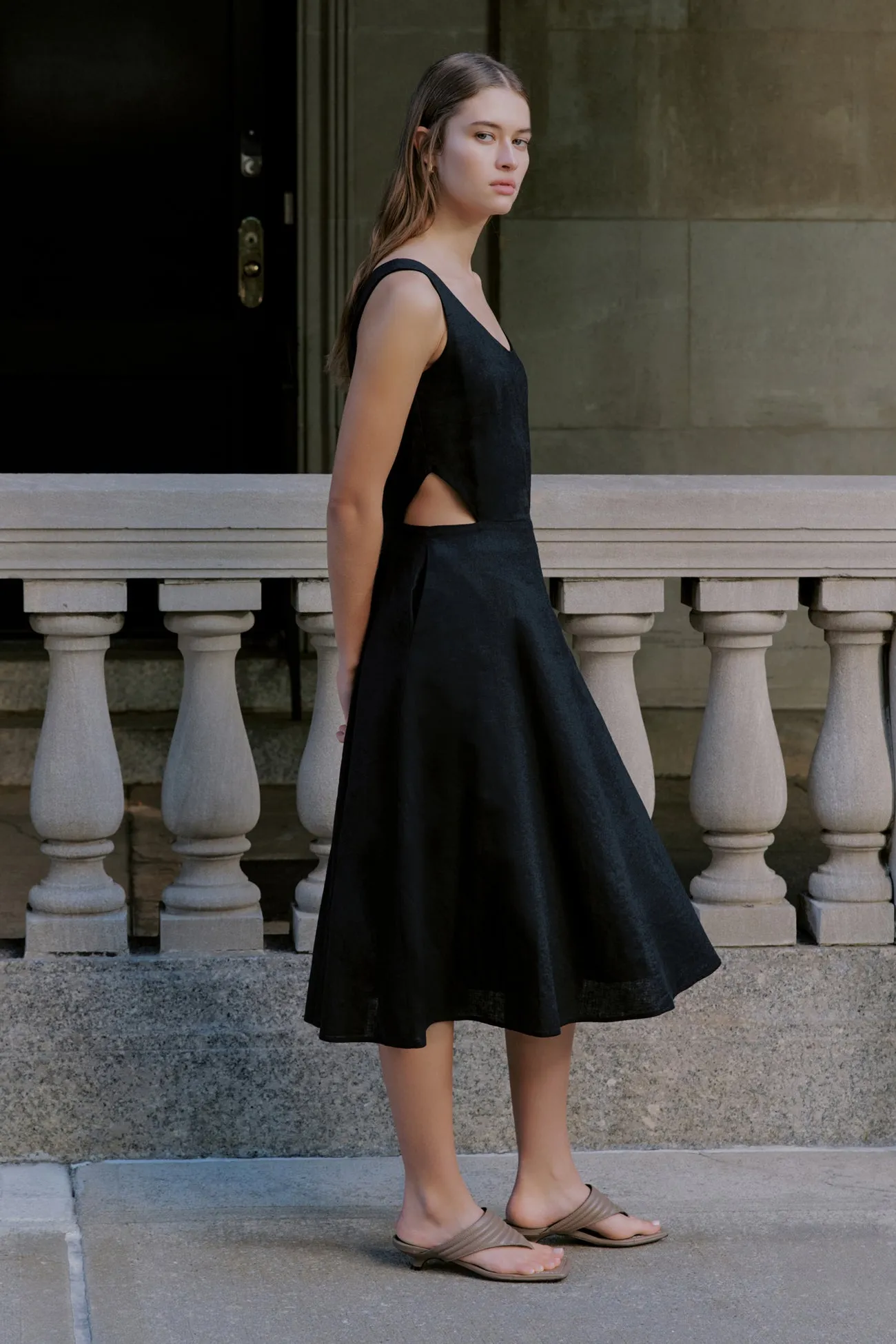 Caroline Linen-Blend Dress Chill Lines