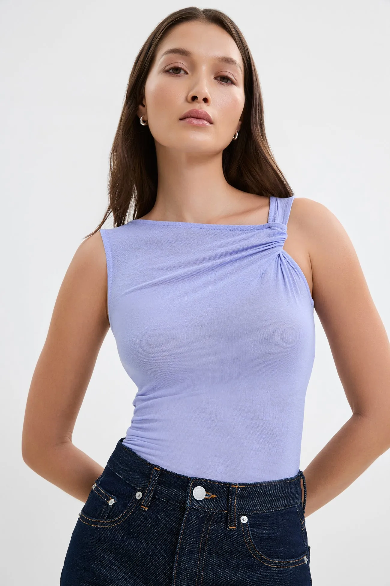 EasyCareMaterial Flex Fit Shoulder Construction Chels Top