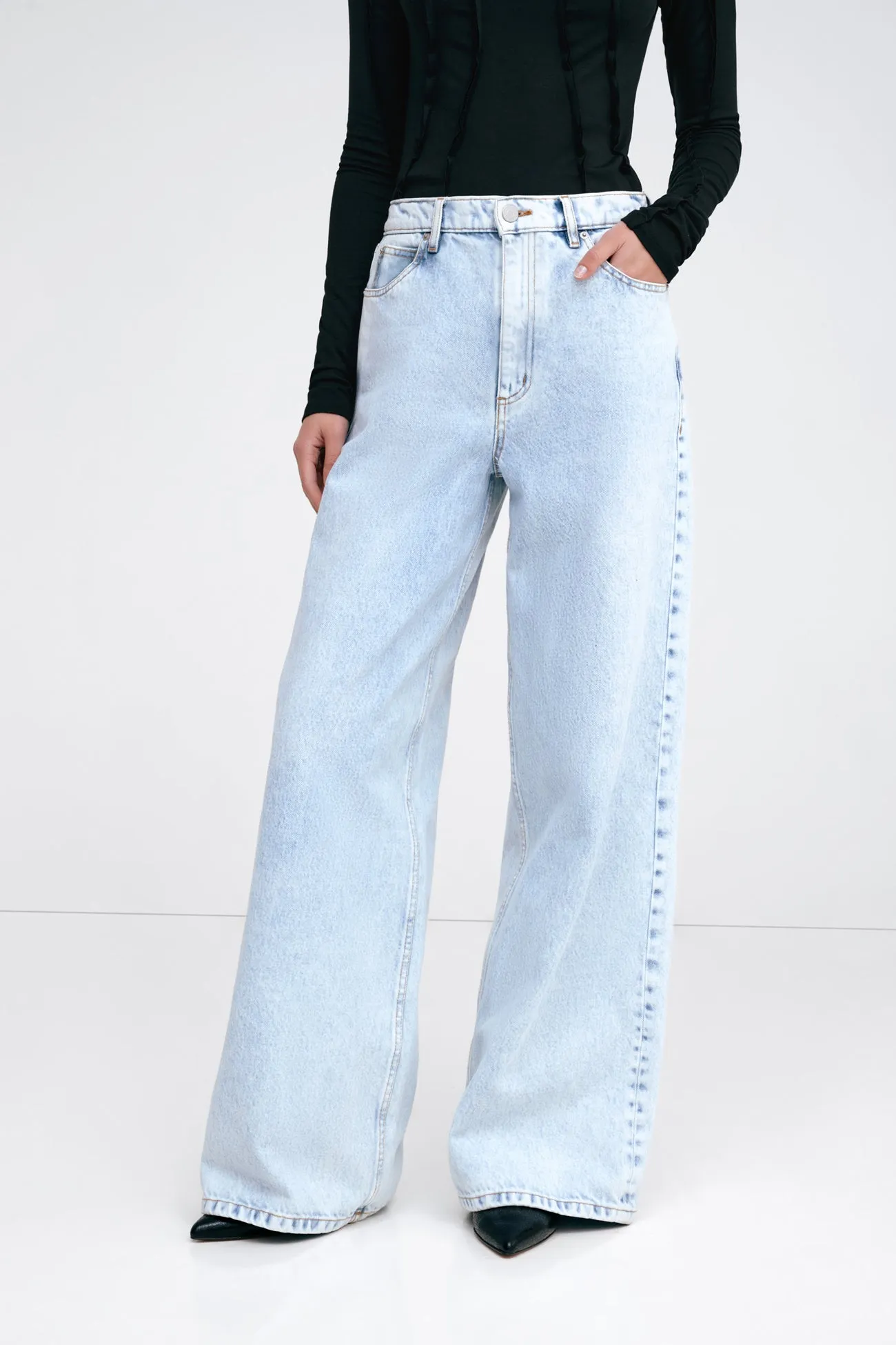 Quick Dry Technology Linda Jeans