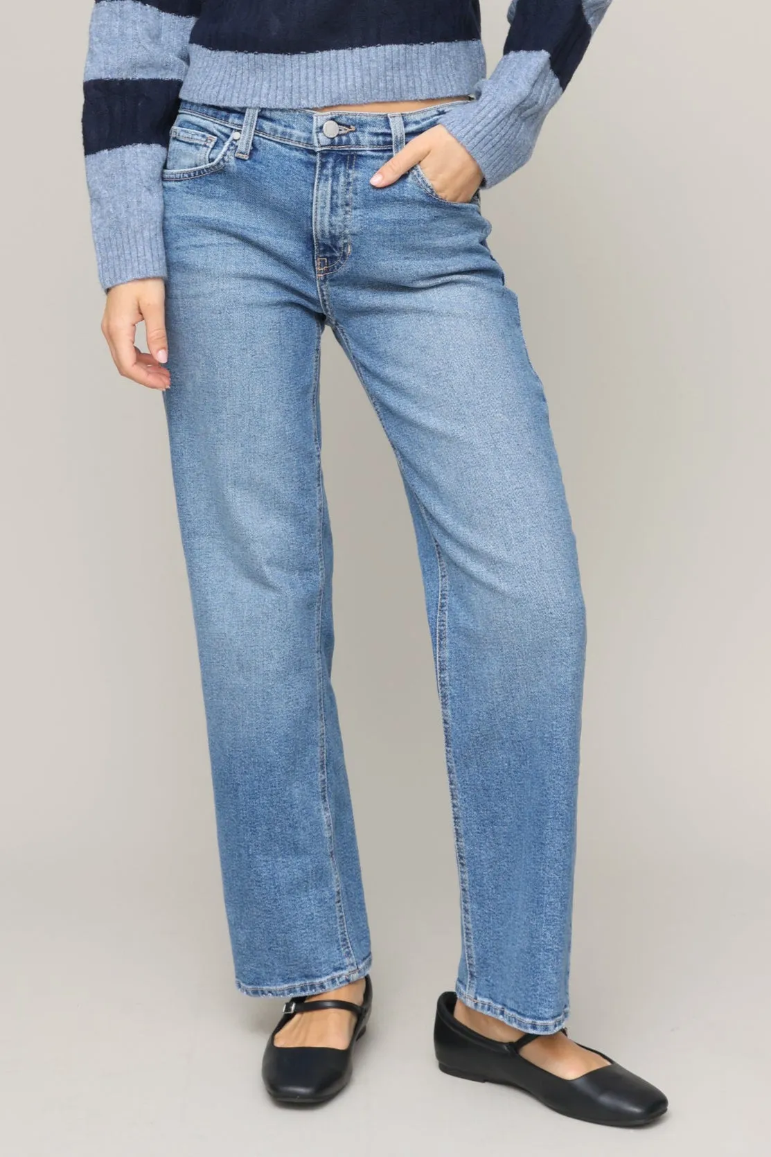 No Gap Waist Mid Rise Stretch Bow Boyfriend