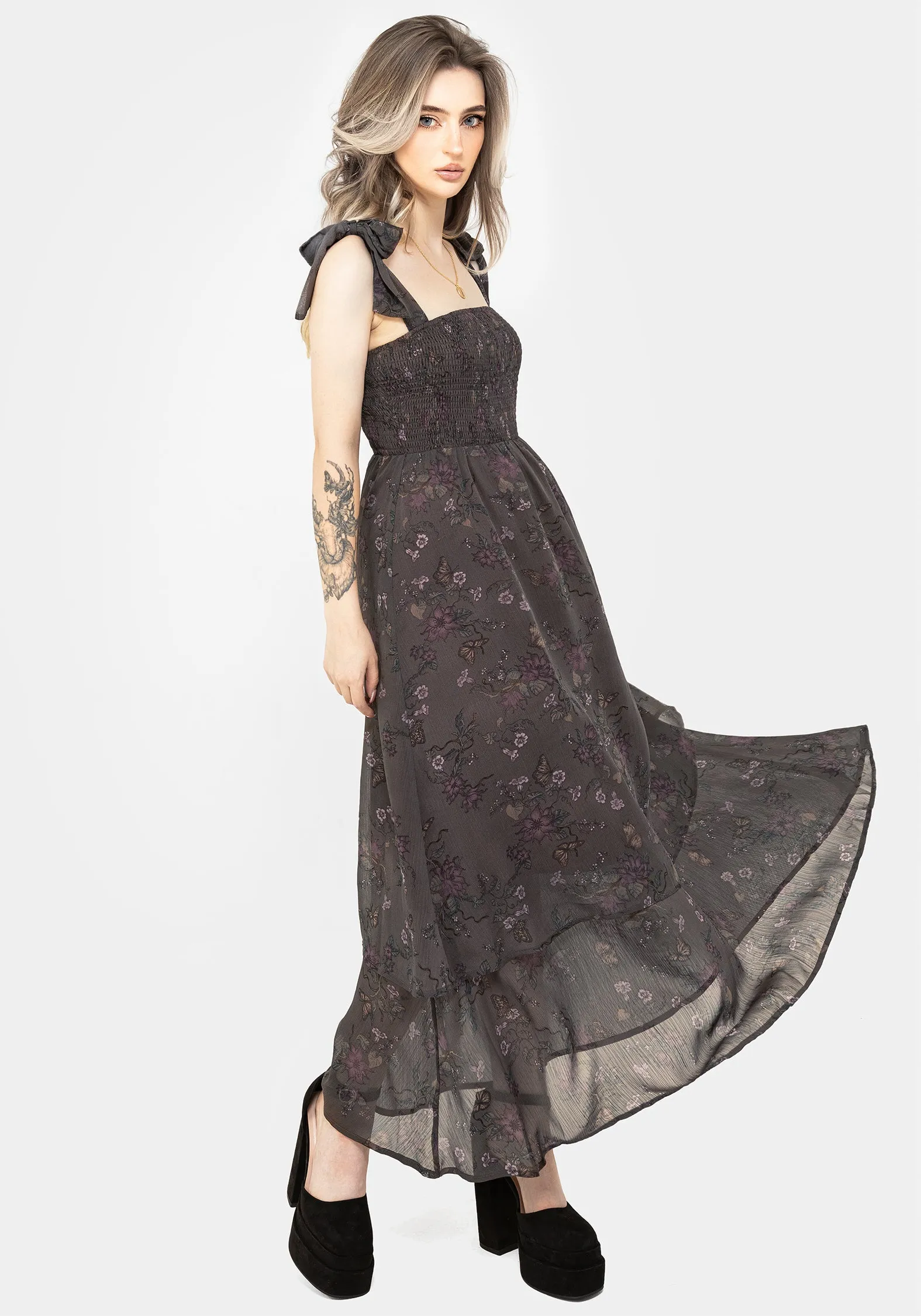 Trendy And Comfortable Formal Outfit Arnora Cami Tiered Shirred Bodice Maxi Dress