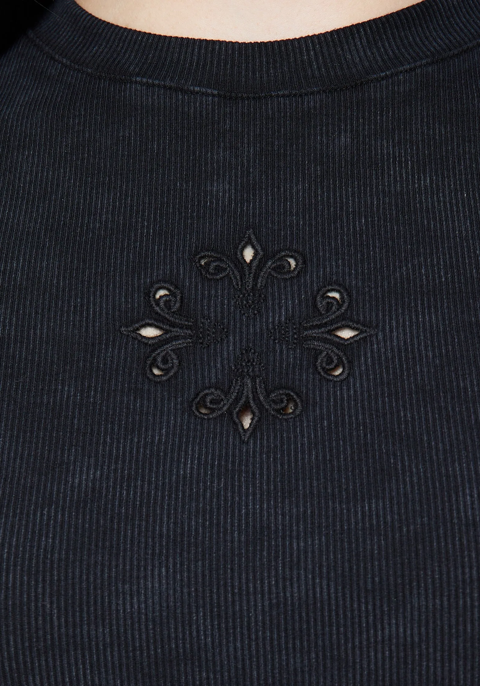 Christina Cotton Cut Out Detail Washed T-Shirt Anti Odor Finish Flatlock Seam Design