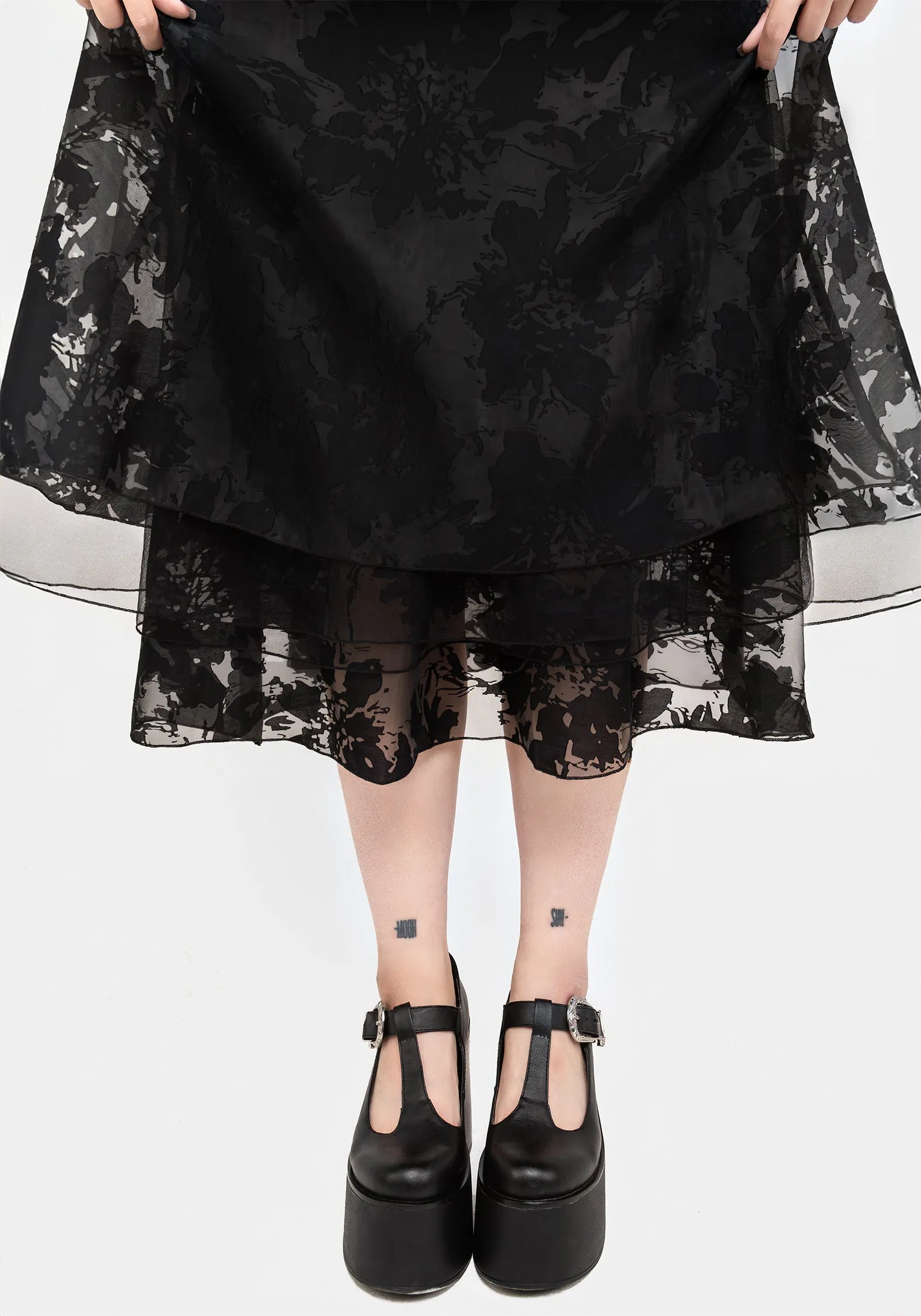 Feast Table Spectre Layered Midi Shirt Dress