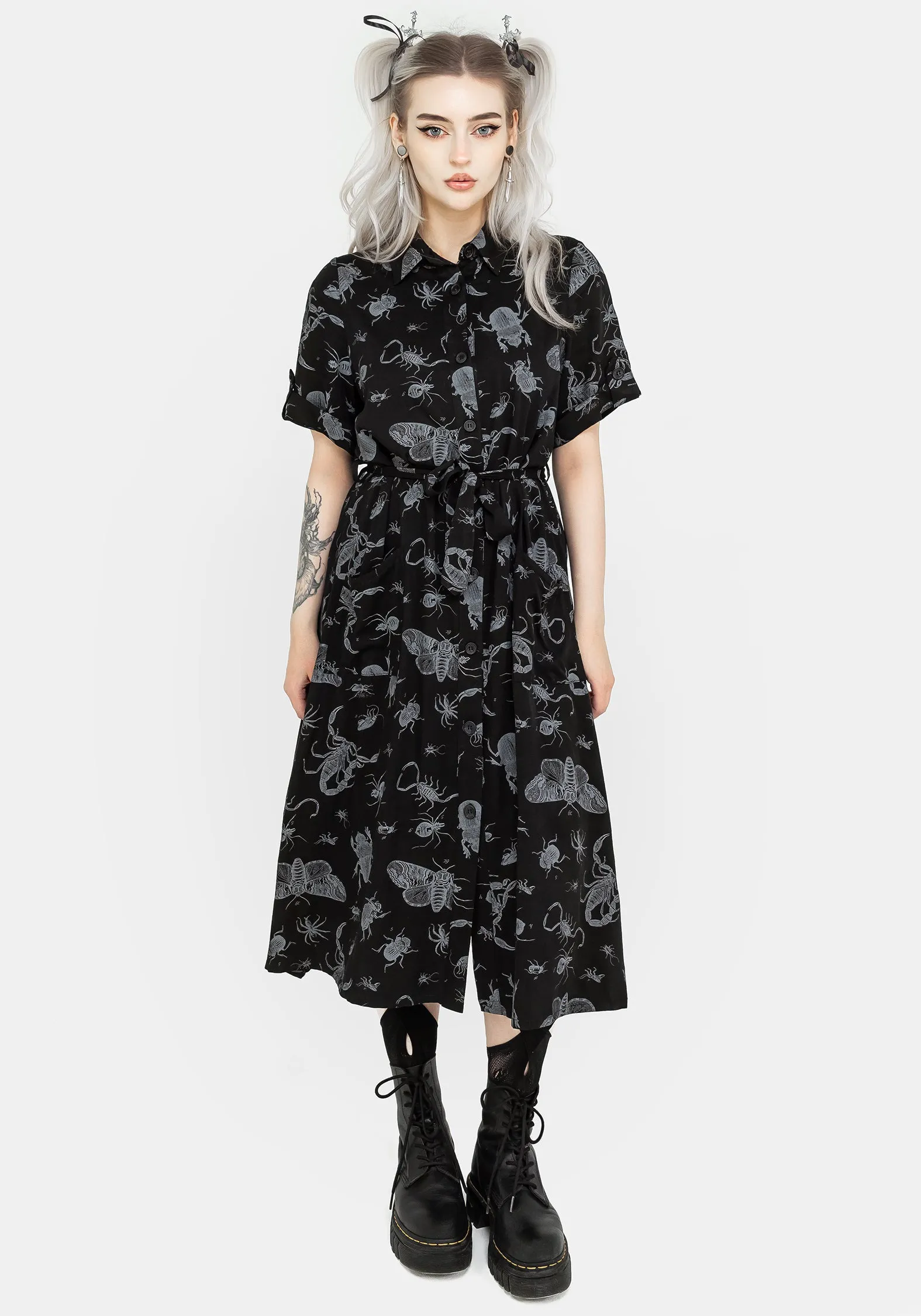 Boat-Neck Parasite Bugs Short Sleeve Midi Shirt Dress - Black