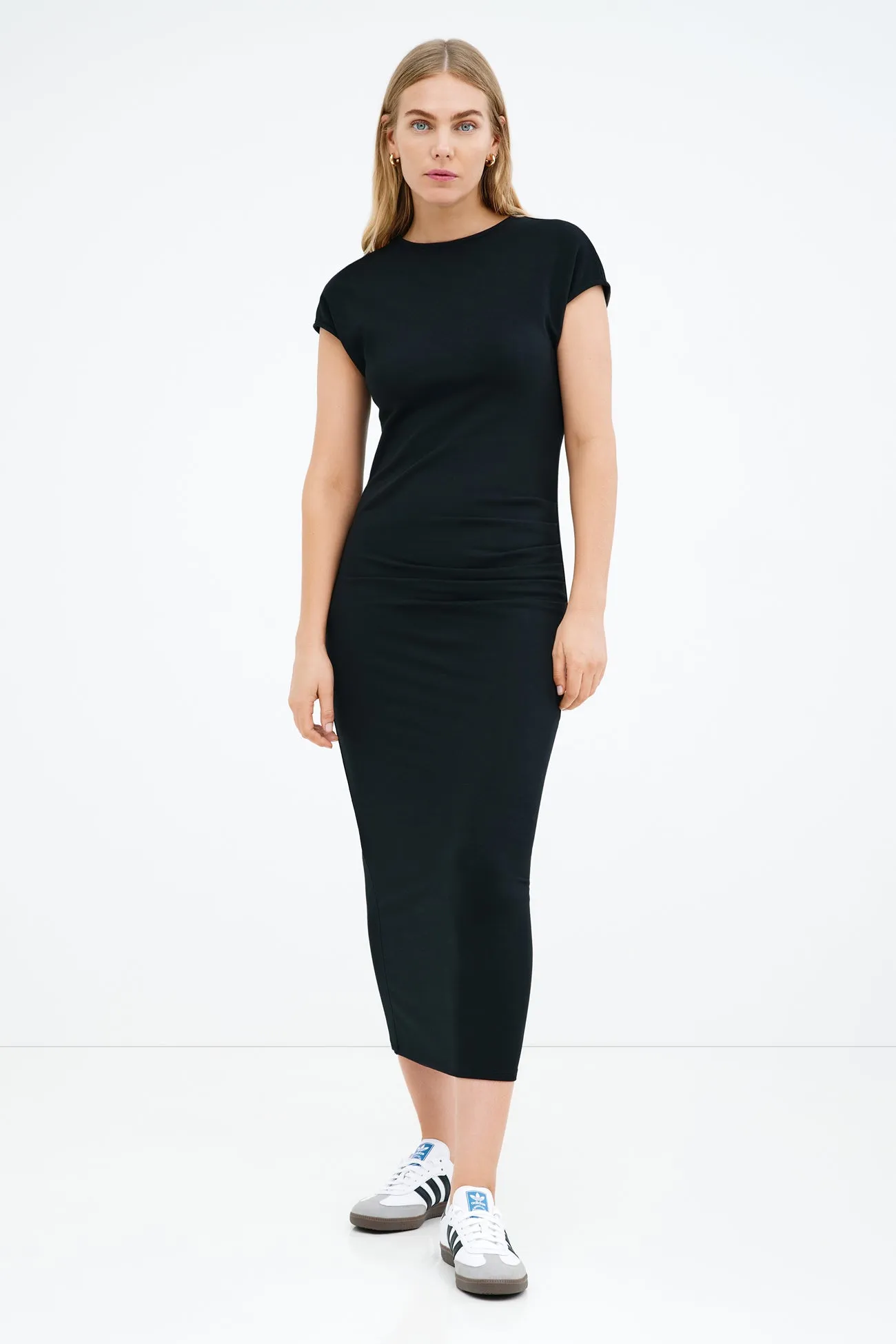 Ingrid Dress Sleek Look Form Focus
