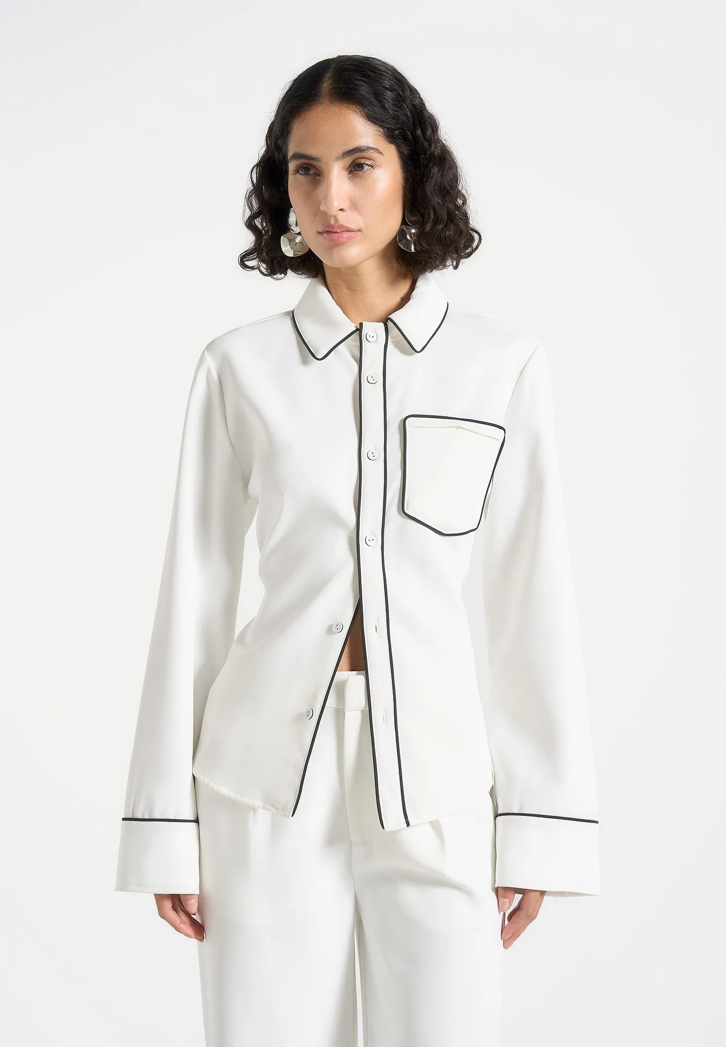 Active Layer Layered Sleeve Contrast Piped Backless Tie Shirt - White/Black