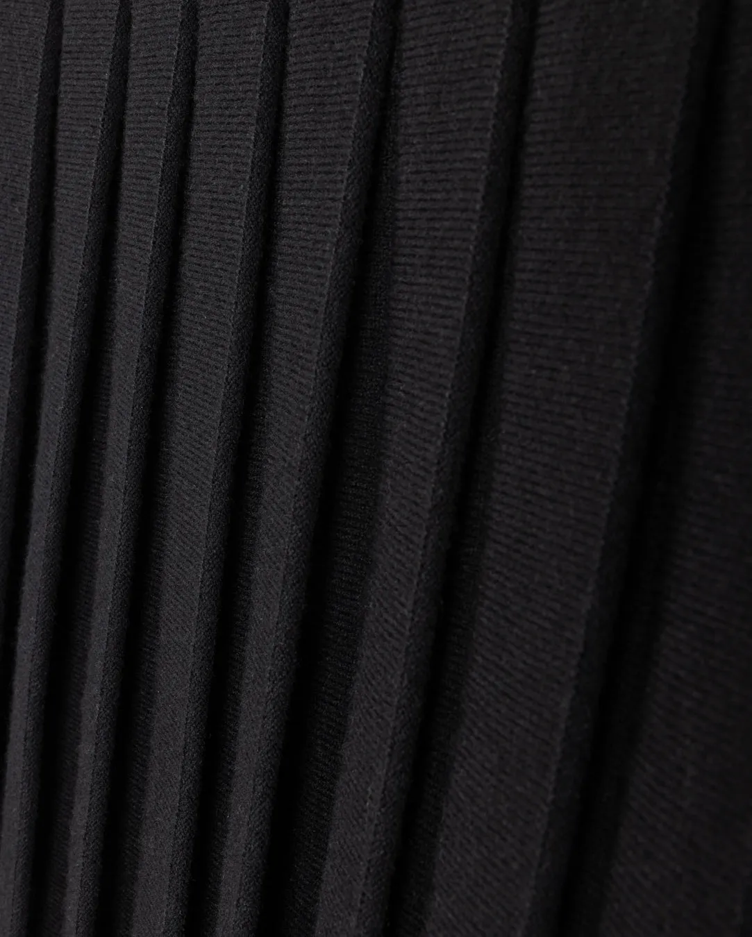 Detail Seam Top Knit Pleated Skirt Hip Skimming