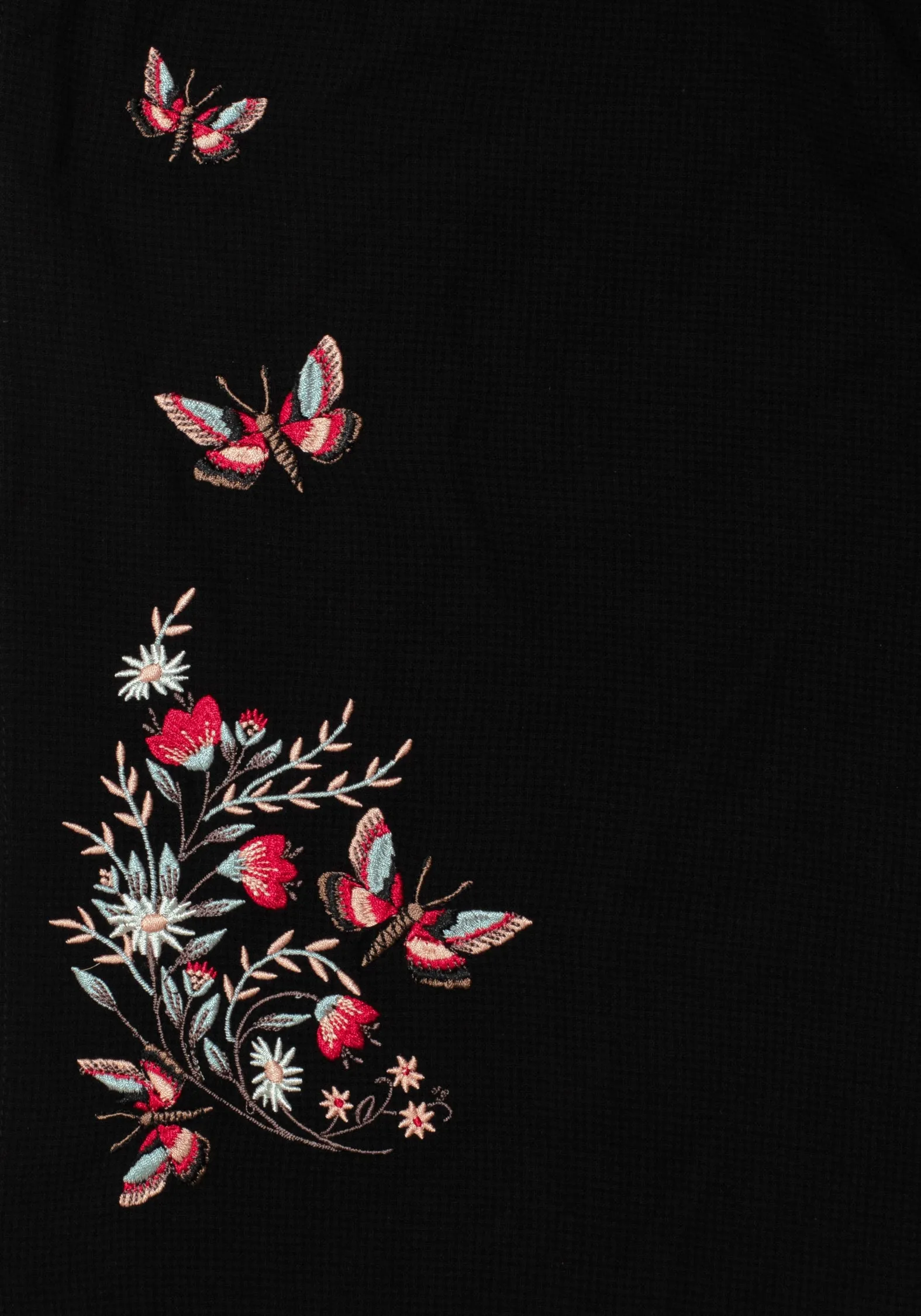 Sophisticated and Relaxed Copia Moth Embroidered Cotton Puff Sleeve Split Skirt Midi Dress