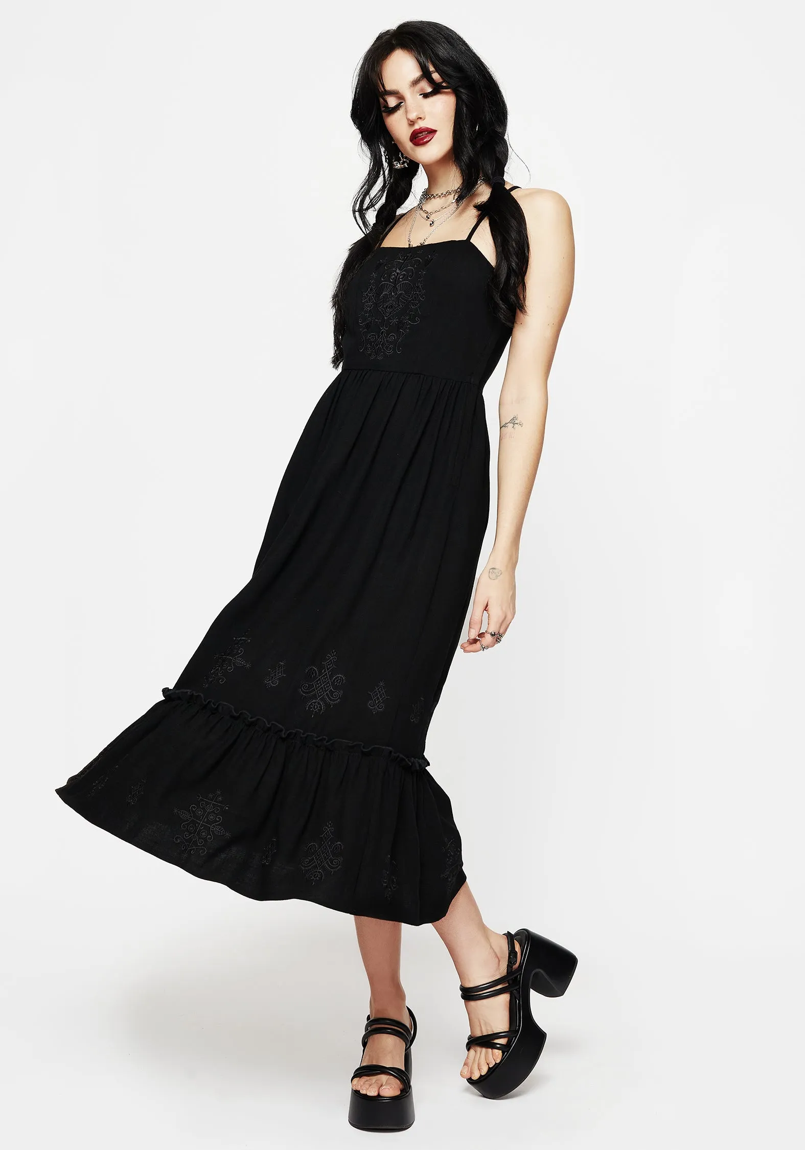 Cordata Embroidered Cami Midi Smock Dress Timeless elegance Relaxed Appearance