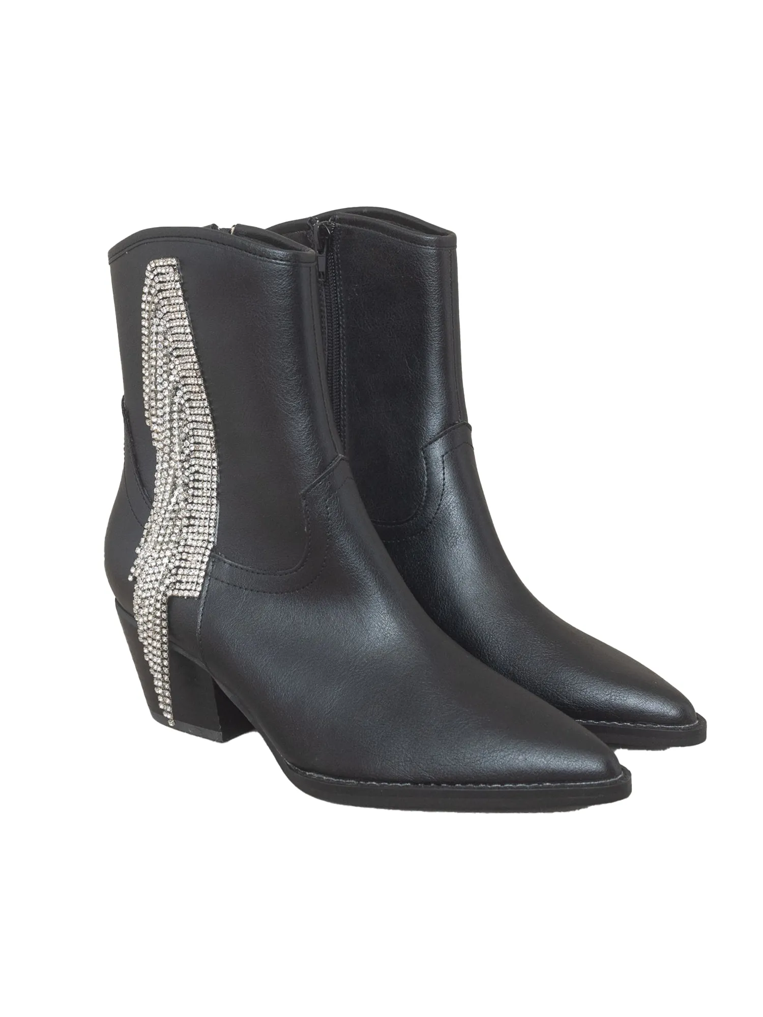 Rowan Boots in Black - Final Sale Friction Resistant Edging