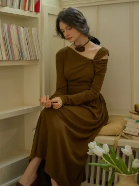 Stylish Feel Sheer Element Lakelynn Tailored Off-Shoulder Knotted Midi Dress (with Rose Choker)