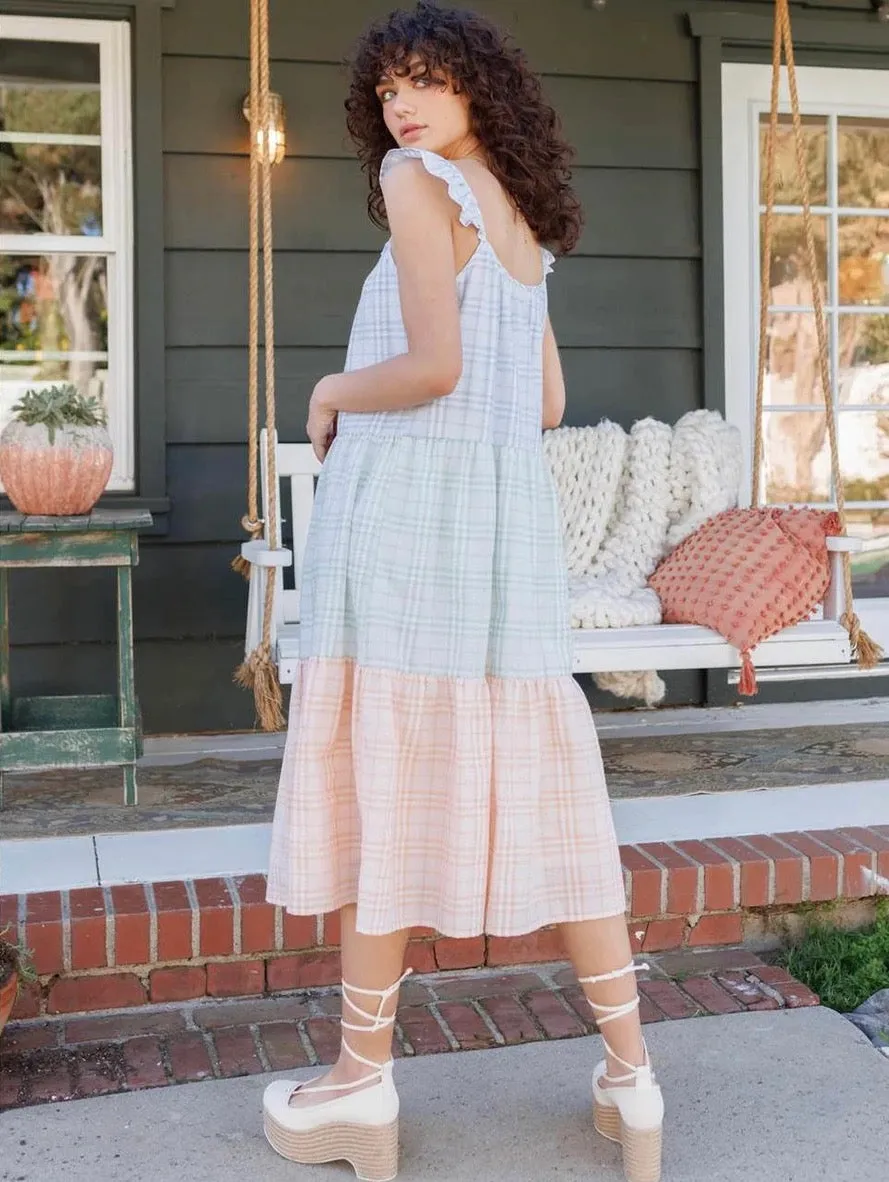 Minimal Cut Lola Seersucker Dress