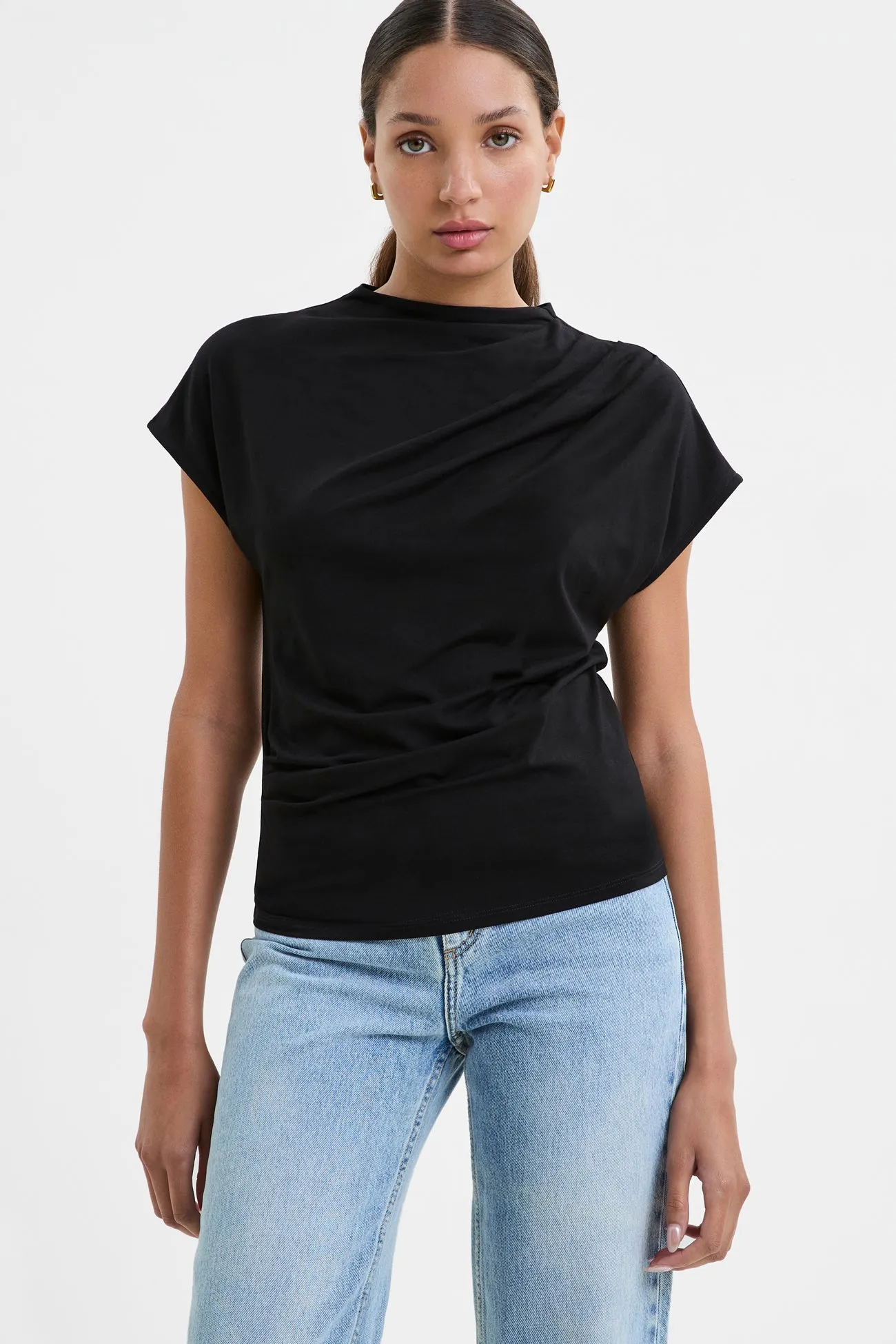 Contrast Stitching Ergonomic Shoulder Cut Daphne Top