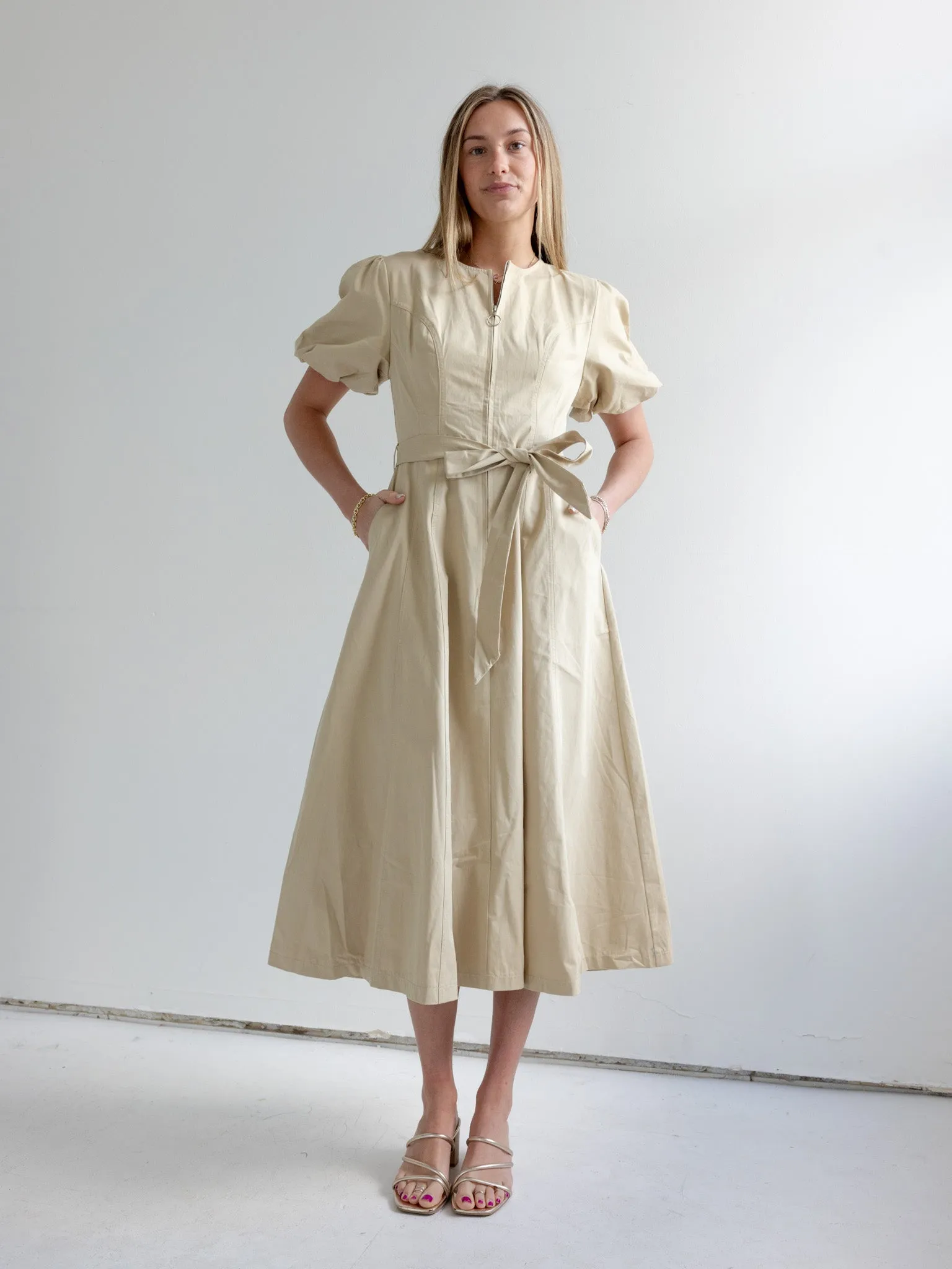 Subtle Fit flowy style Hadley Woven Dress - Khaki