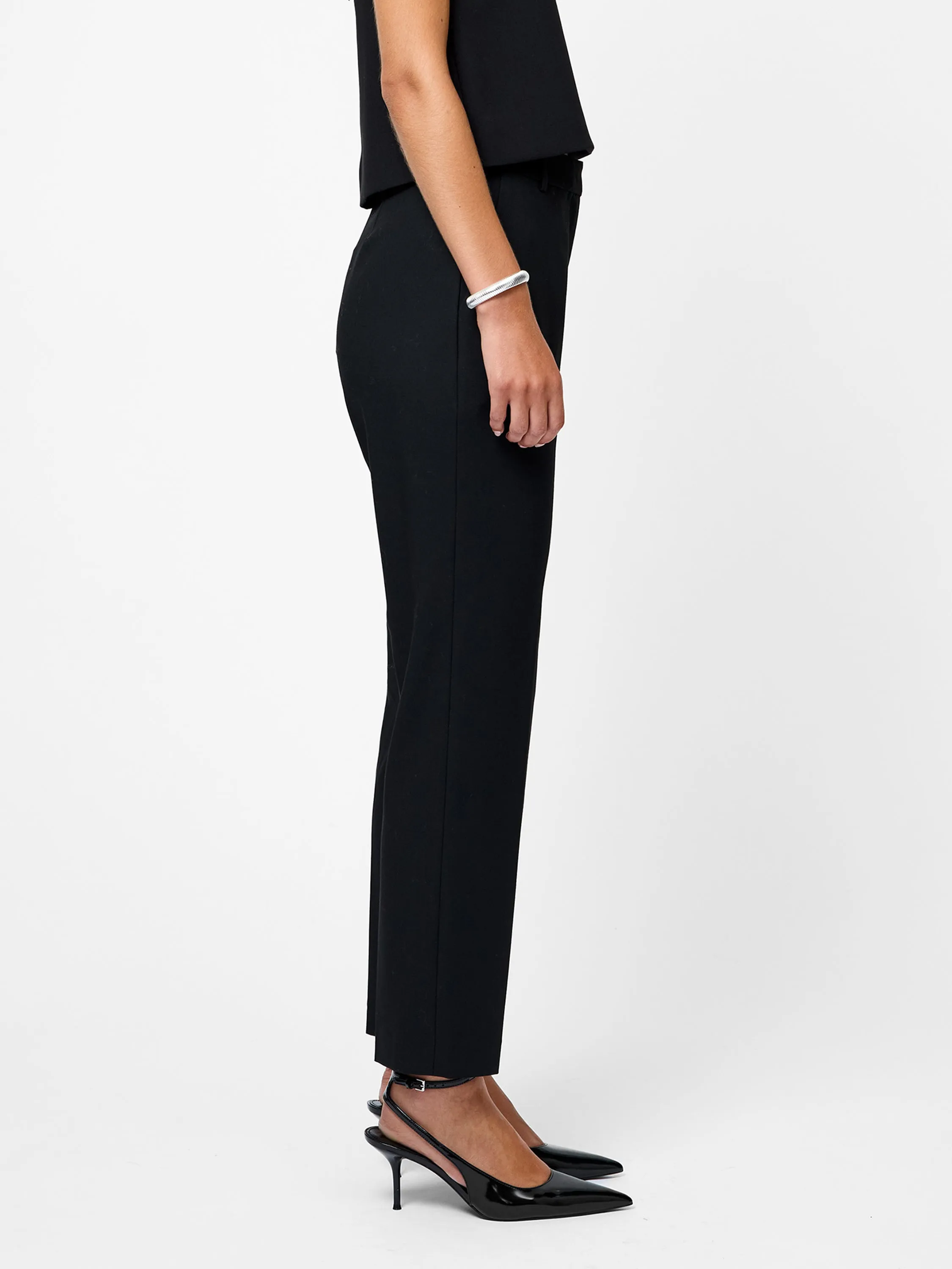 Kai Wool Cigarette Pant Twill Weave Texture Anti Pilling Fabric