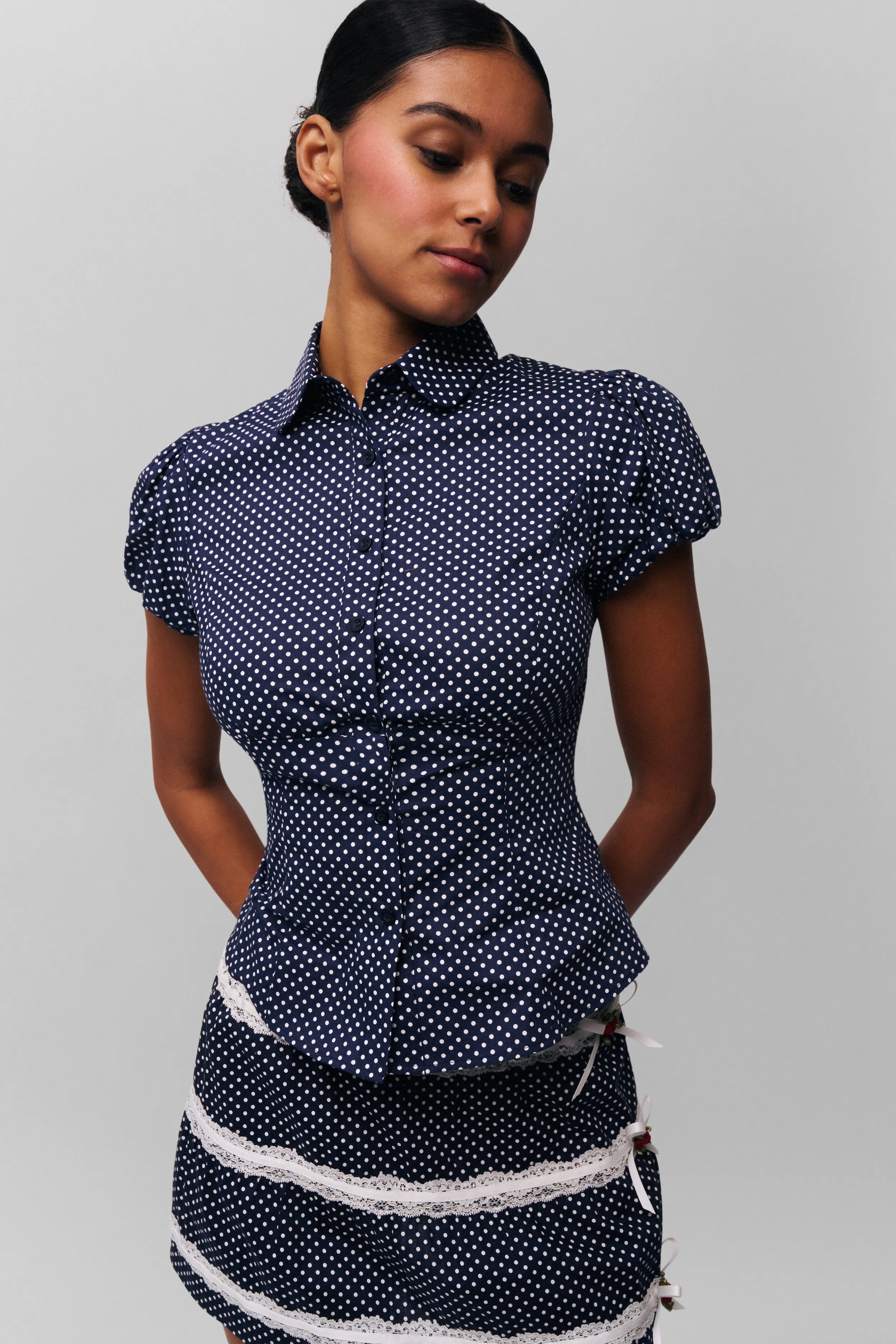 Liana Top Ultra Lightweight Build Abrasion Resistant Surface