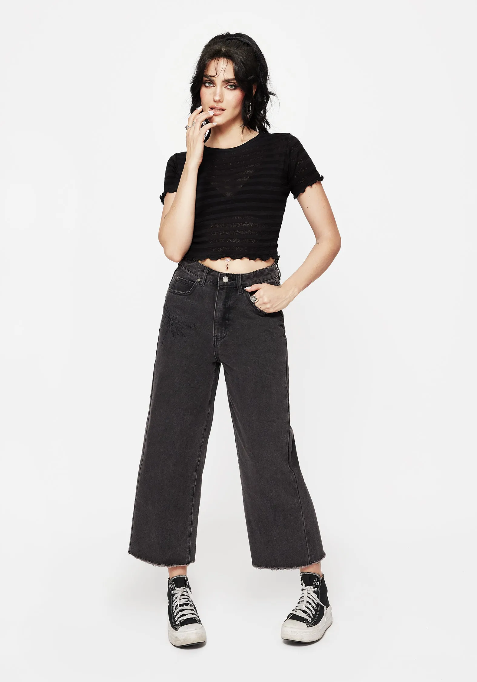 Gomez Lettuce Hem Jersey Crop Tee Flatlock Seam Design