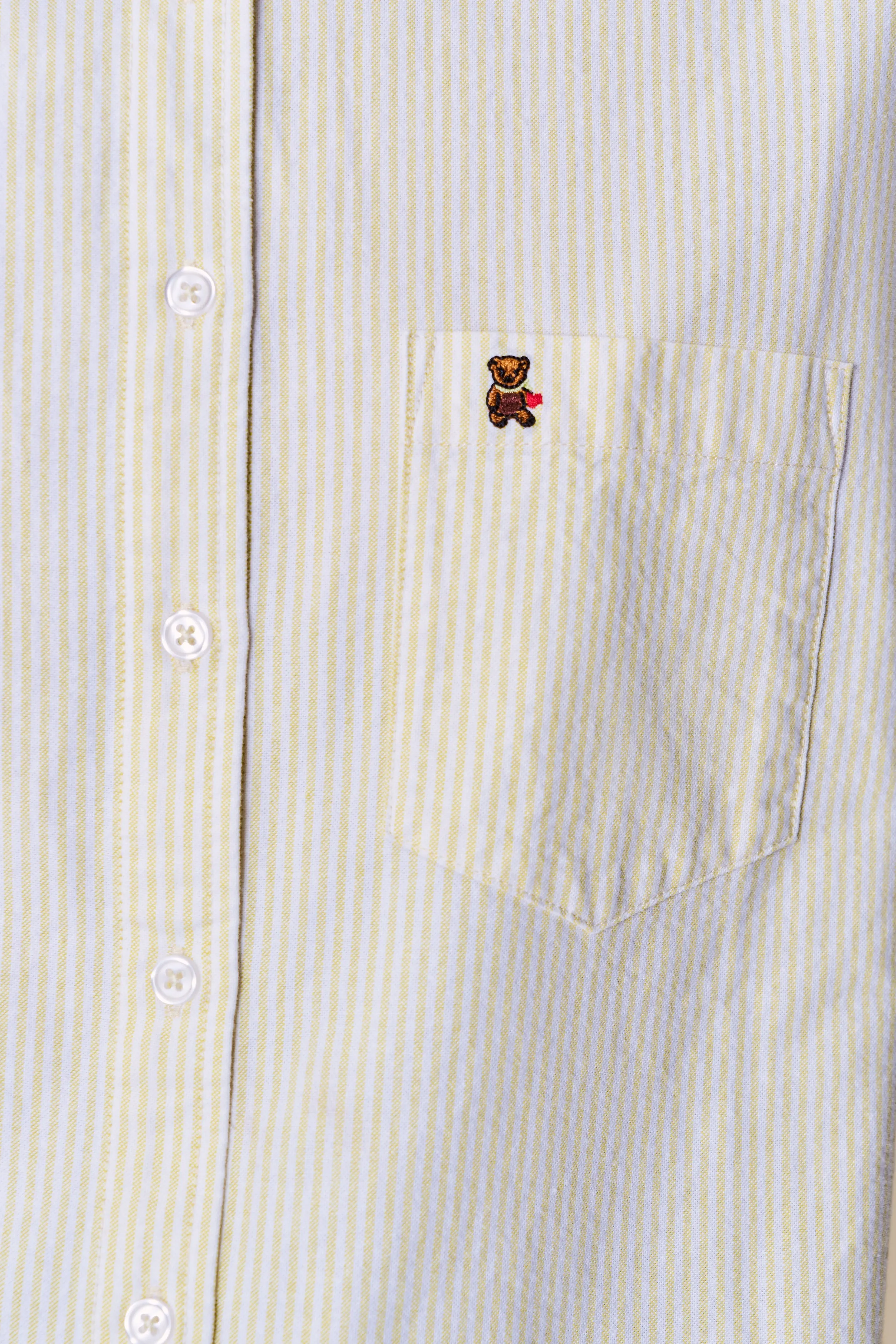 Oona Buttondown Seamless construction Ultra Lightweight Build