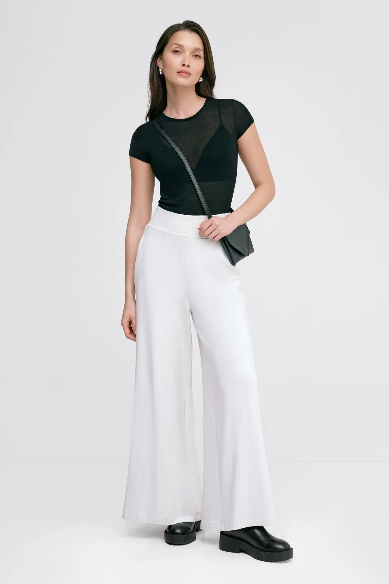 Fashionable Comfort Easton Sweatpants