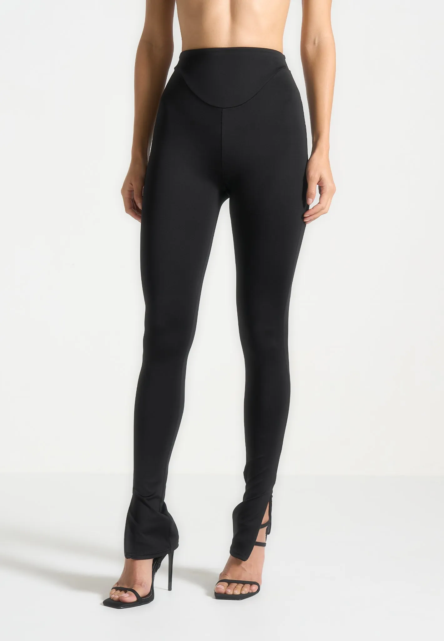 Classic Comfort Lightweight Material Maternity Wear Chloe - High Waisted Leggings - Black