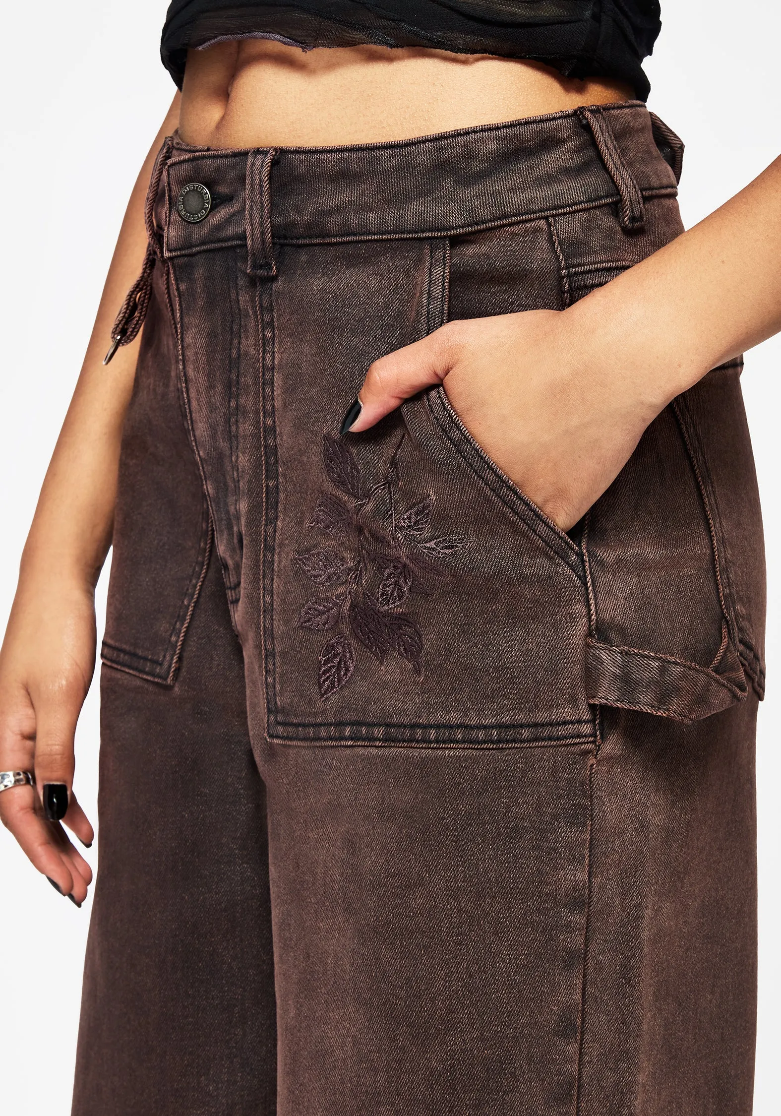 High Street Fashion Echo Autumnal Leaf Embroidered Pocket Detail Cropped Jeans