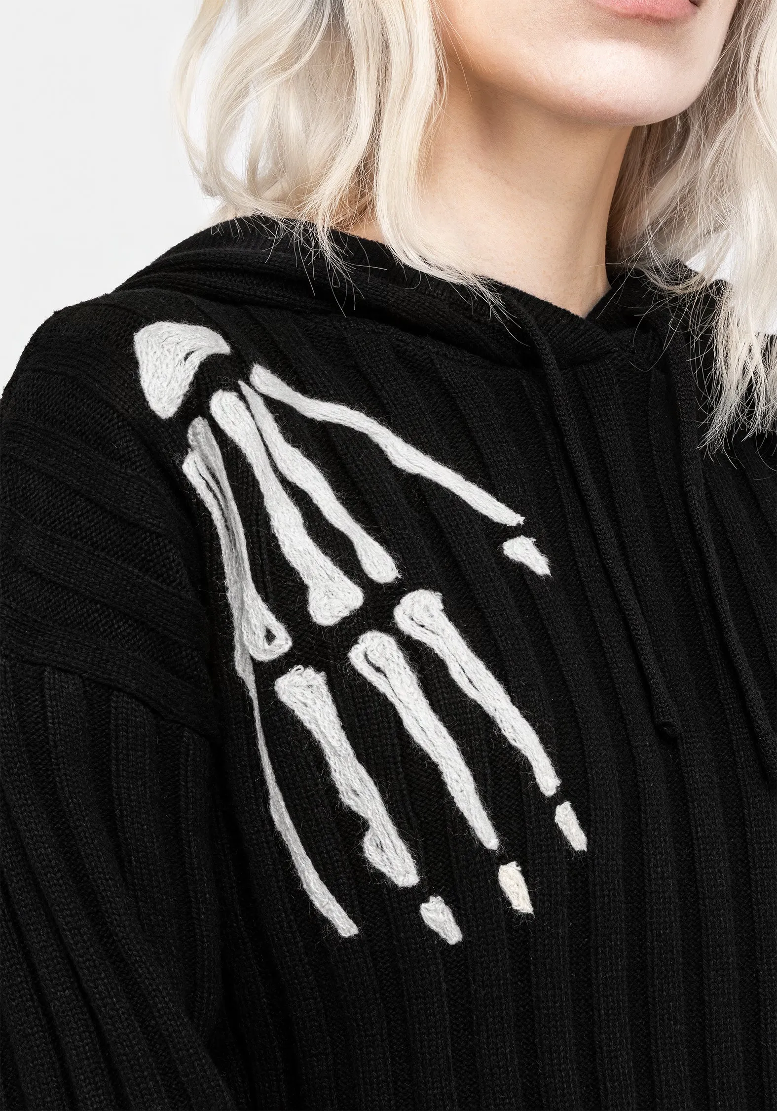 Tubular Knit Structure FadeResistant Volar Embroidered Knit Hoody