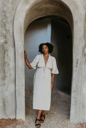 Tyrah Dress in Oat Linen Fitted waist