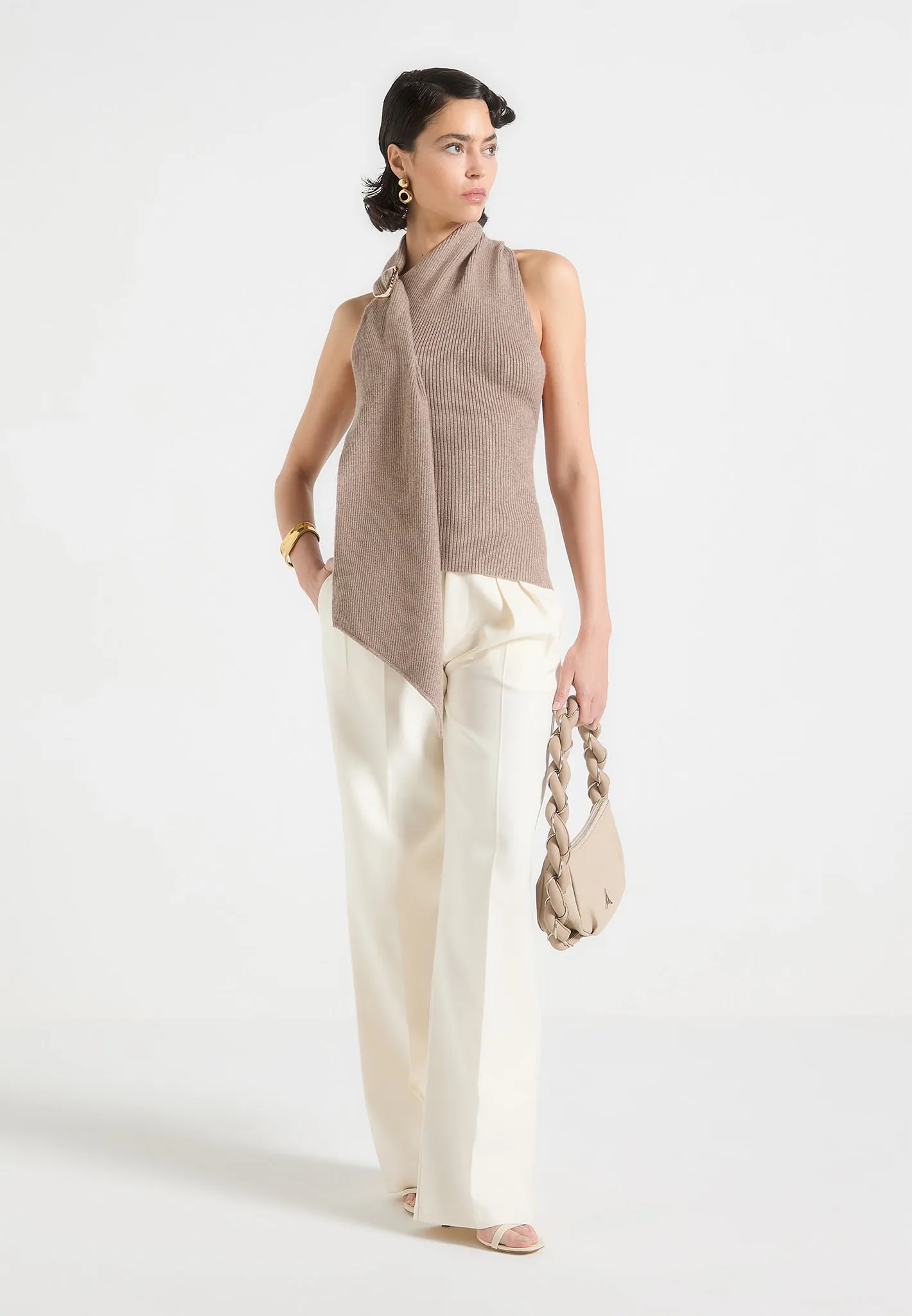 Oversized Fit Comfy Essentials Elodie - Knitted Draped Halterneck Top - Taupe
