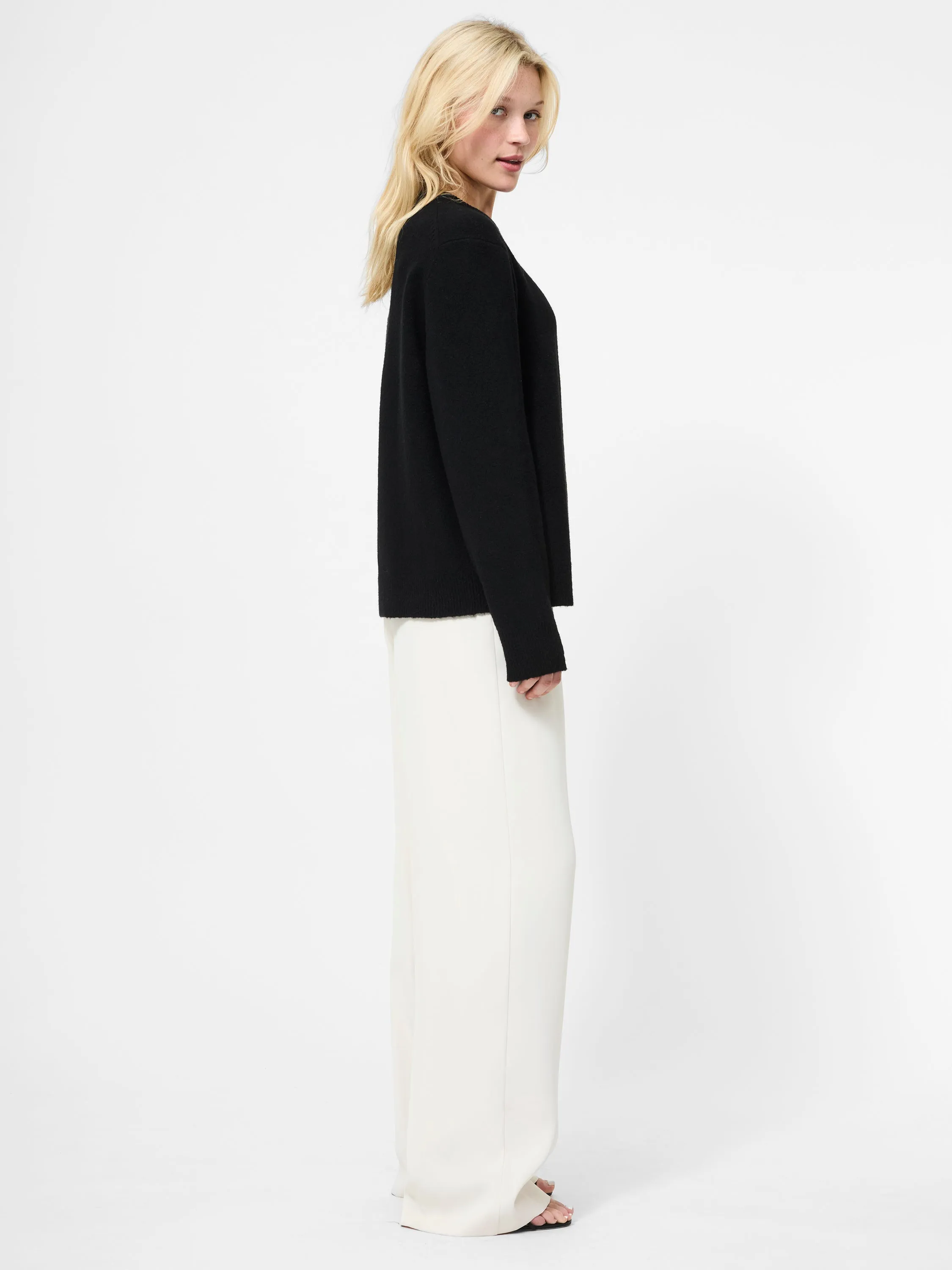 simple design Emilia Knit Boyfriend Sweater